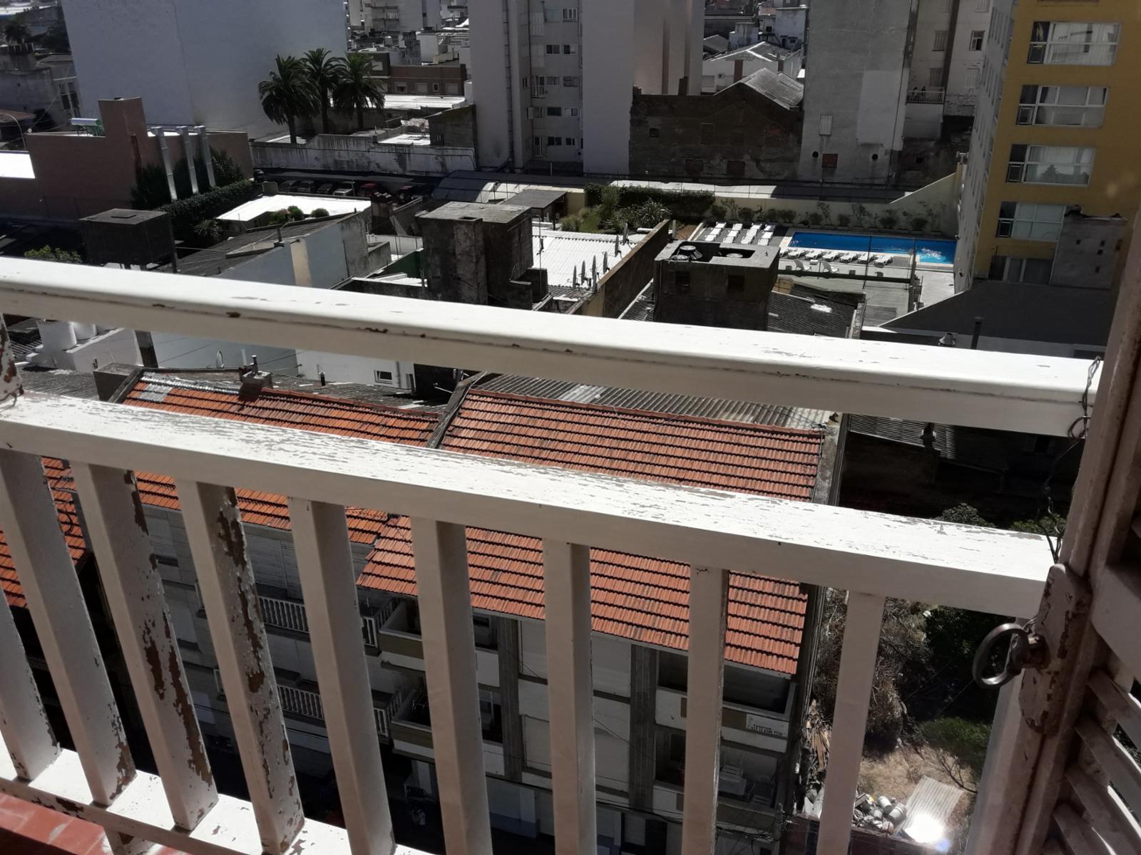 ALQUILER TEMPORARIO X DIA UN AMBIENTE DIVIDIDO A METROS DEL MAR AL FRENTE VISTA AL MAR — foto 5