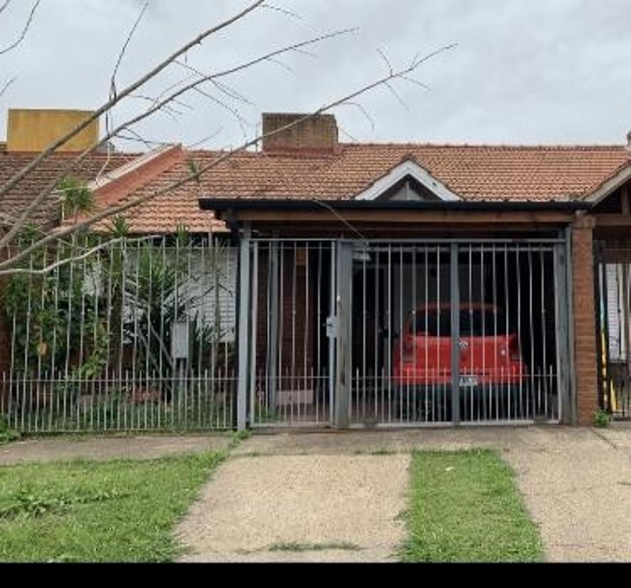 Casa en venta en Campana