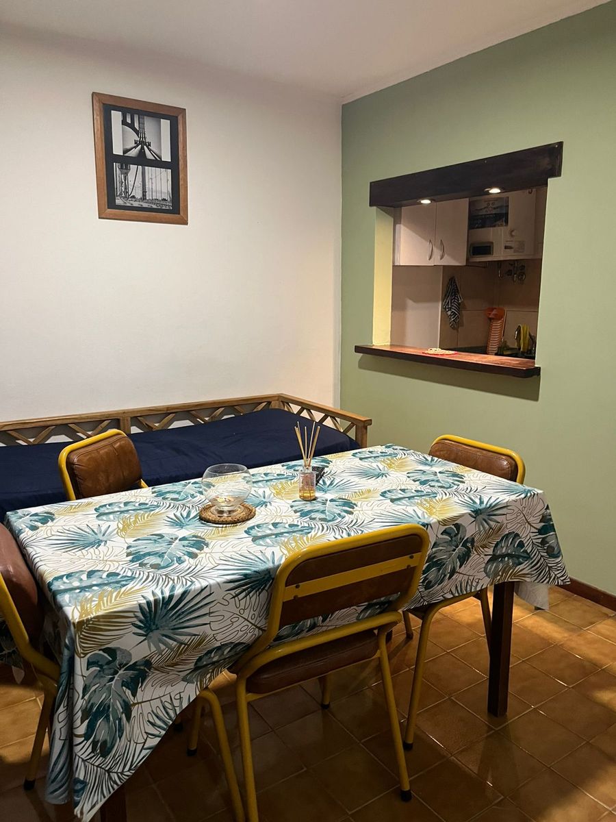 Departamento de un dormitorio a una cuadra del mar, frente al parque — foto 3