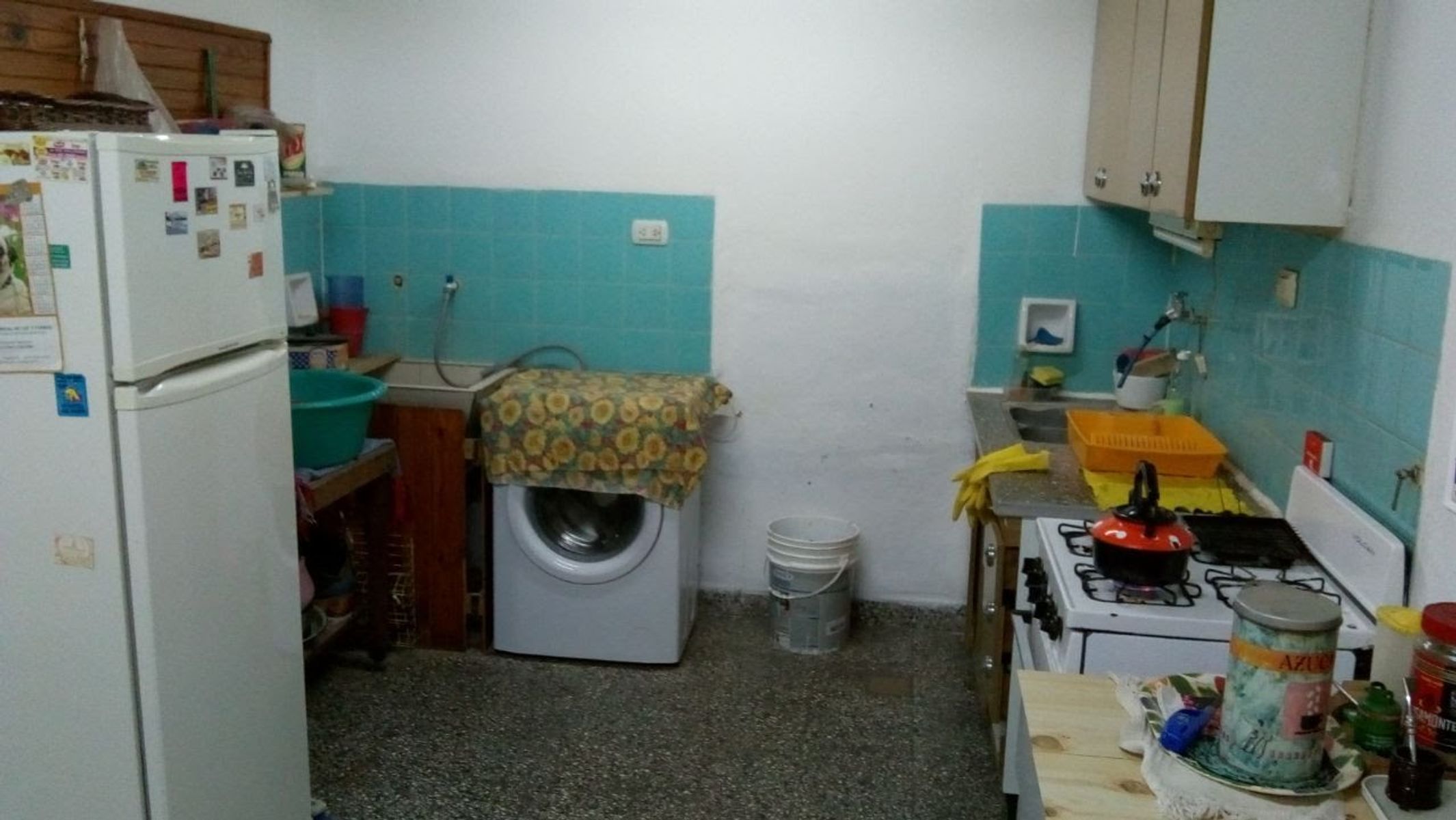 GRAN CASA CON 4 DORMITORIOS Y 2 BAÑOS EN BARRIO 9 DE JULIO — foto 2