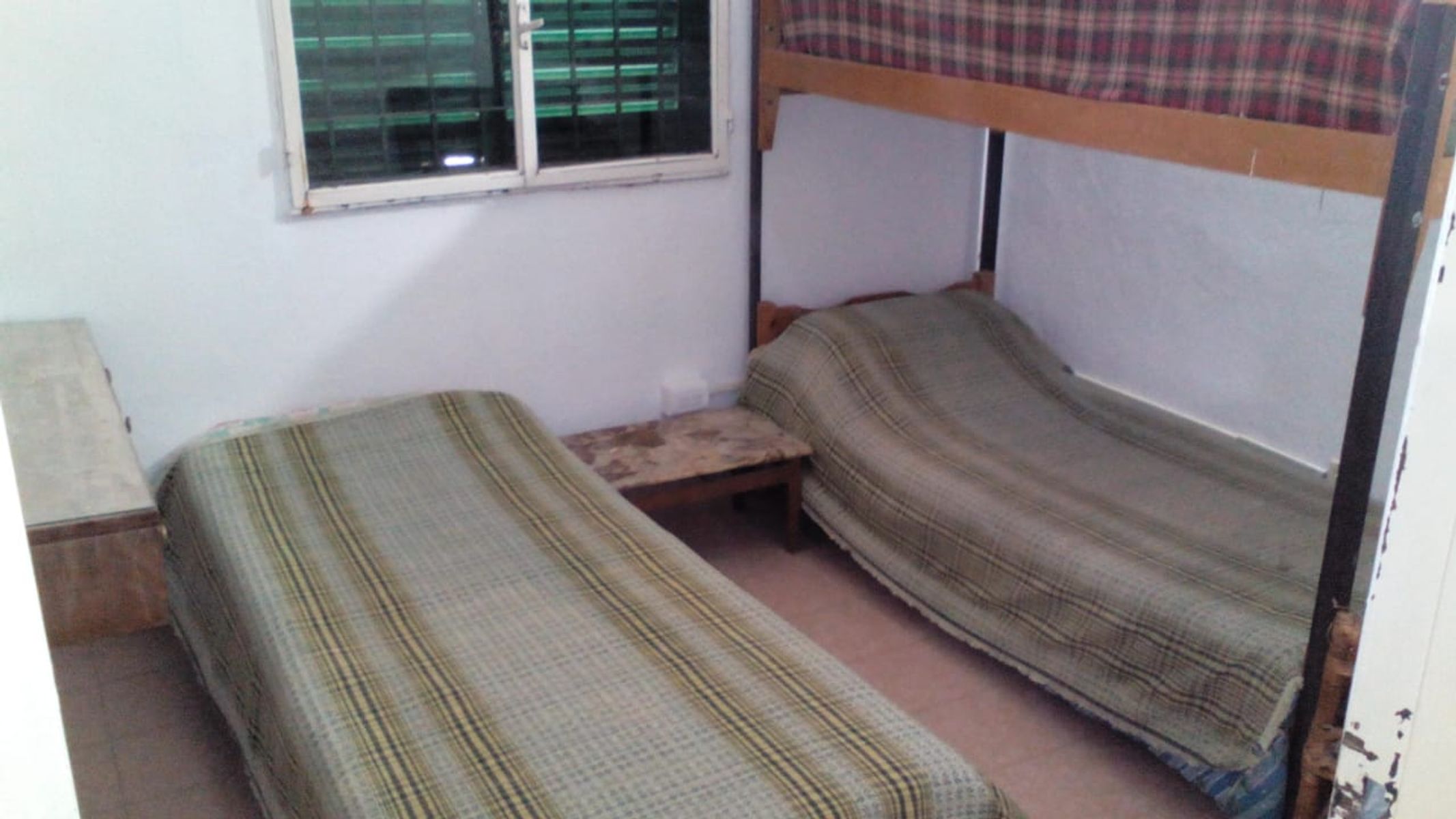 GRAN CASA CON 4 DORMITORIOS Y 2 BAÑOS EN BARRIO 9 DE JULIO — foto 14