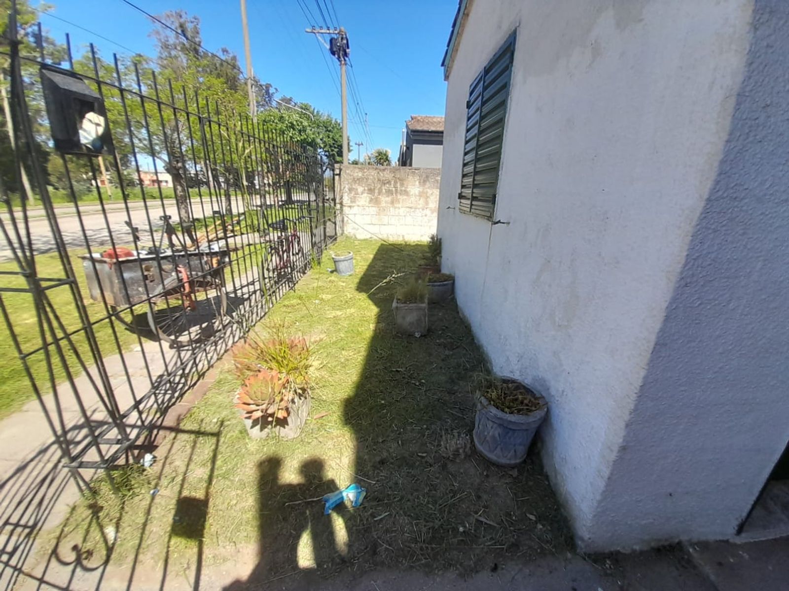 GRAN CASA CON 4 DORMITORIOS Y 2 BAÑOS EN BARRIO 9 DE JULIO — foto 15