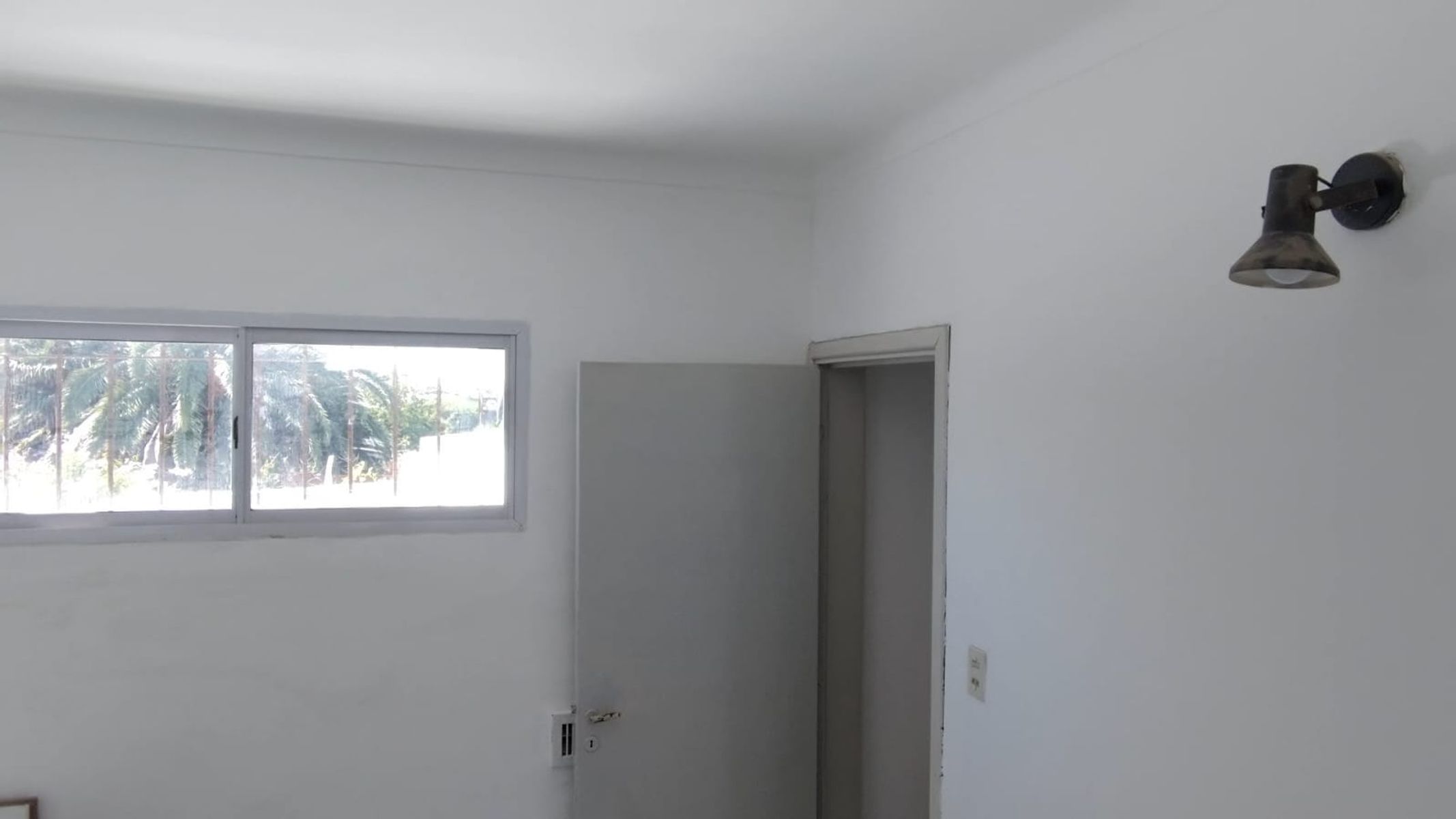 HERMOSA CASA CON 3 DORMITORIOS , A PASOS DEL CENTRO - 3