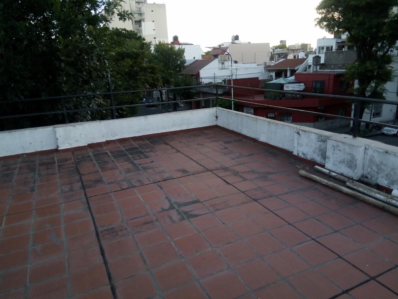 PH con Entrada Independiente Parece Una Casa - 11