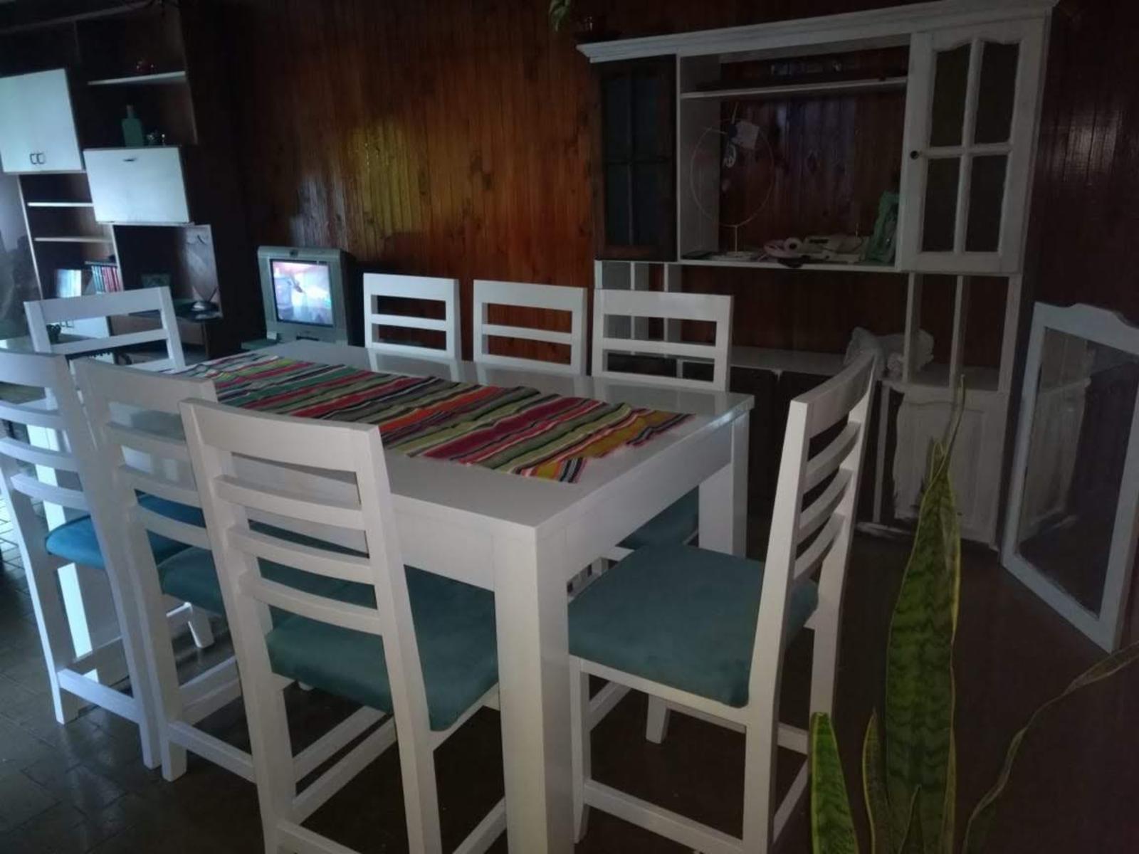 CASA 2 DORMITORIOS, BUENA UBICACIÓN, GRAN TERRENO - 8