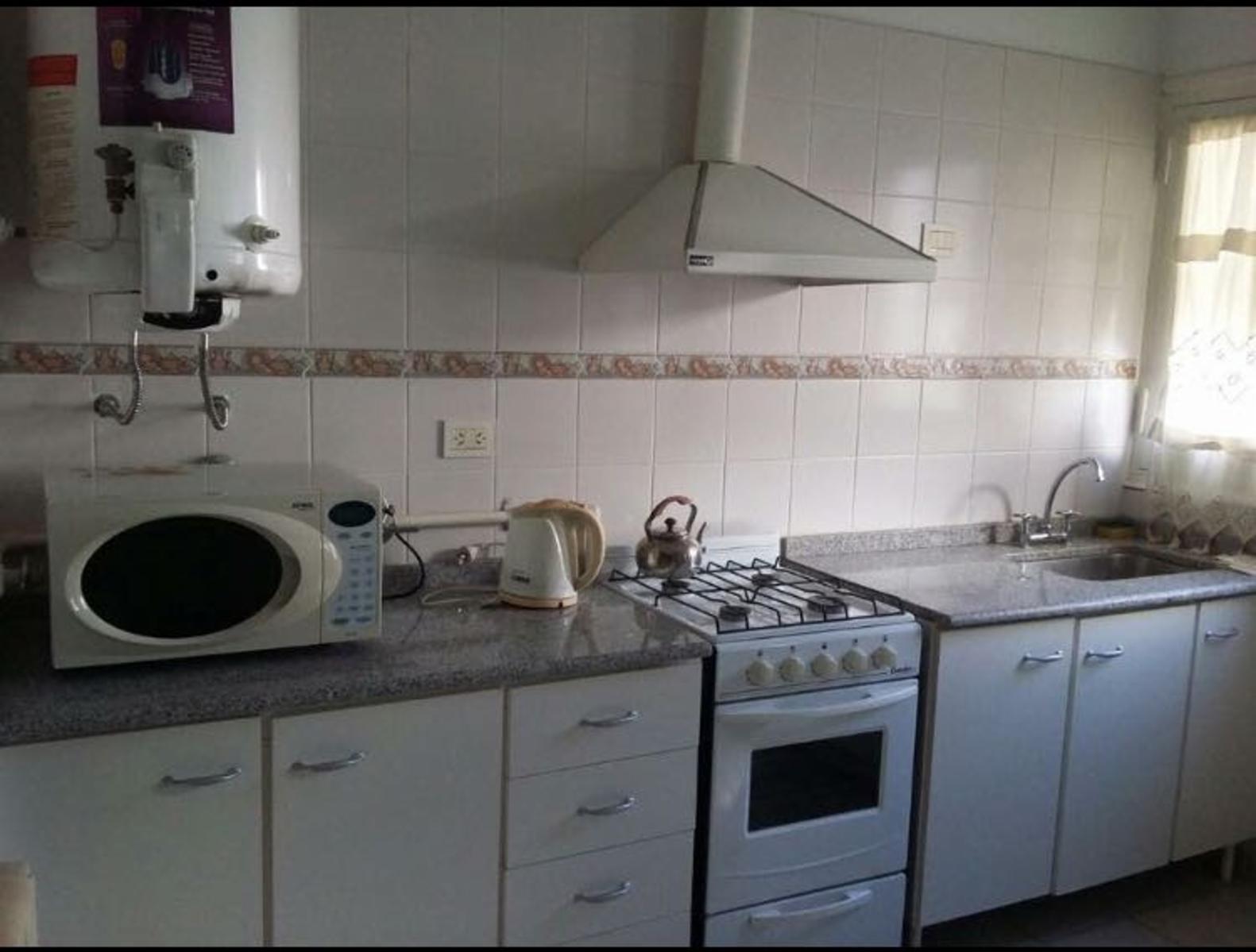 DEPARTAMENTO POR DÍA EN CARLOS CASARES — foto 13