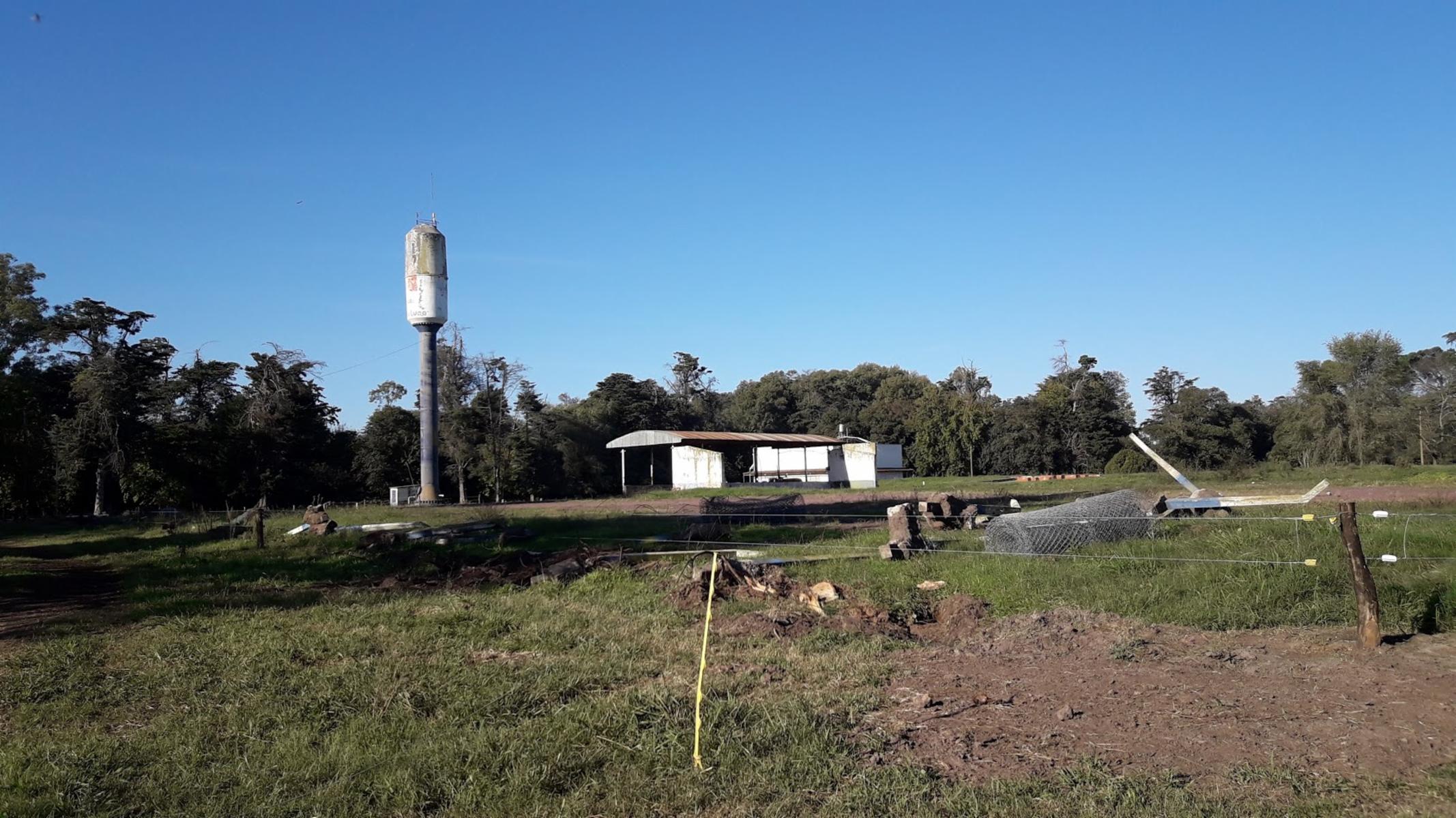 CAMPO 309 HECTAREAS EN CADRET CARLOS CASARES - 11