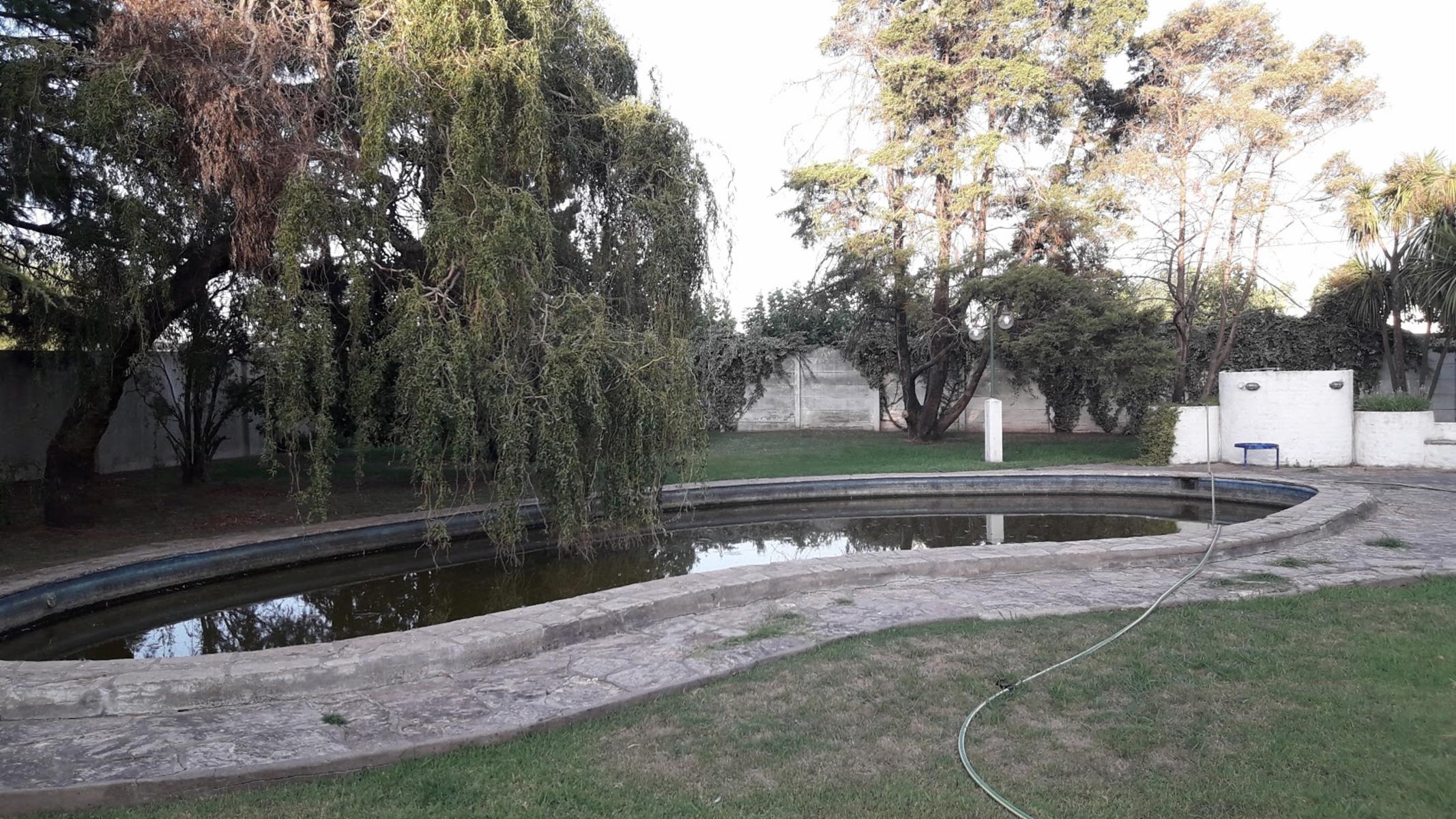 CASA QUINTA EN VENTA, GRAN PARQUE CON PILETA - 15
