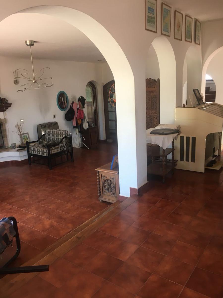 CASA QUINTA EN VENTA, GRAN PARQUE CON PILETA - 22
