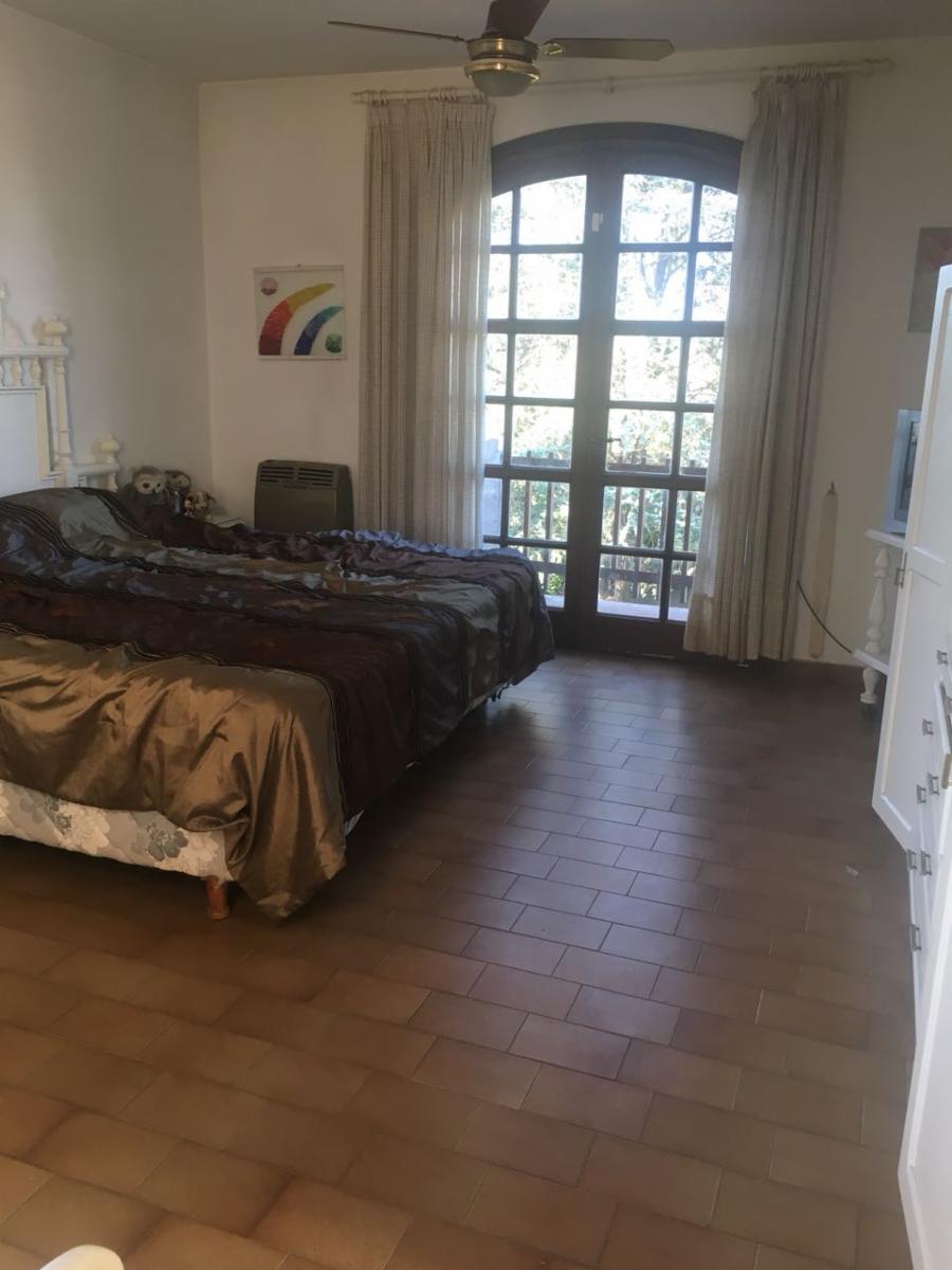 CASA QUINTA EN VENTA, GRAN PARQUE CON PILETA - 32