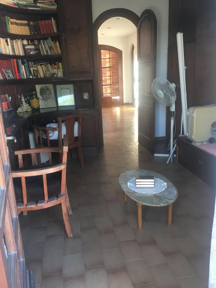 CASA QUINTA EN VENTA, GRAN PARQUE CON PILETA - 34
