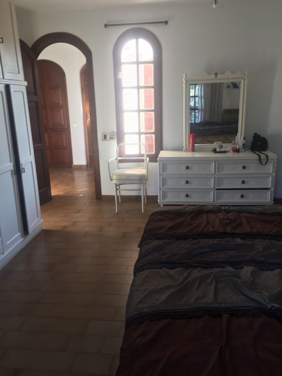 CASA QUINTA EN VENTA, GRAN PARQUE CON PILETA - 38