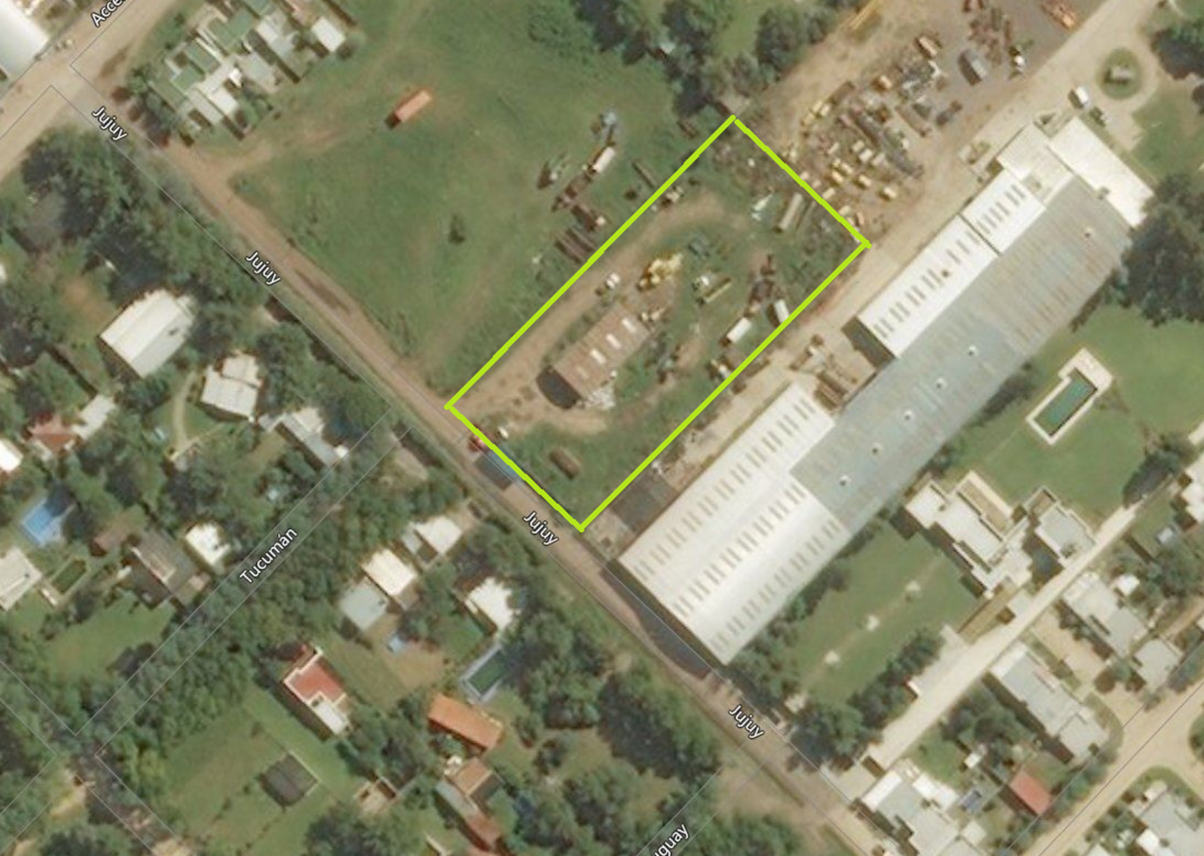 GALPON DE 10 X 20 MTS. CON GRAN TERRENO DE 40 X 86 MTS. EN BARRIO LAS NAZARENAS - 10