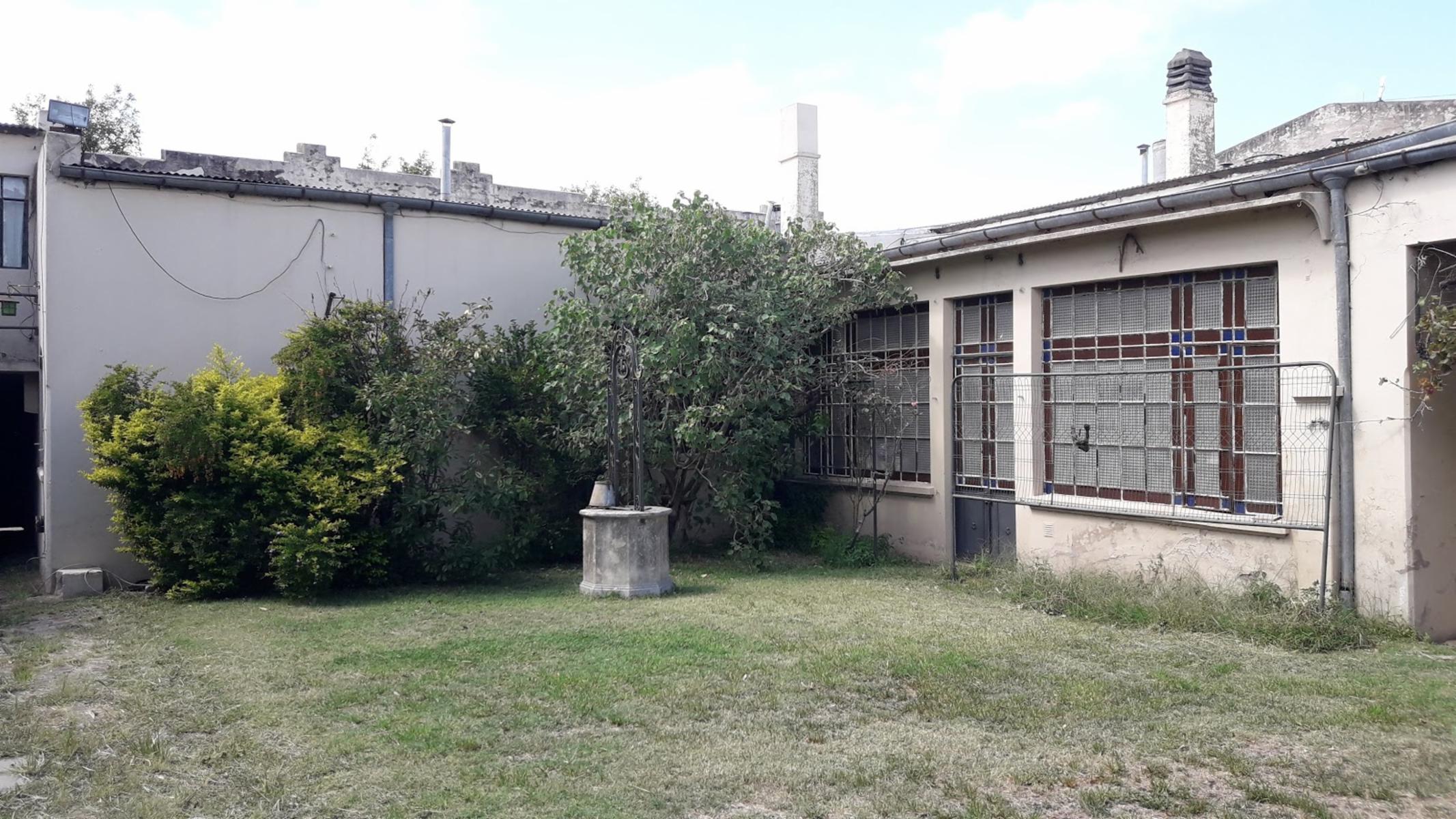 CASA CÉNTRICA, ANTIGUA, DE GRAN CATEGORÍA - 4