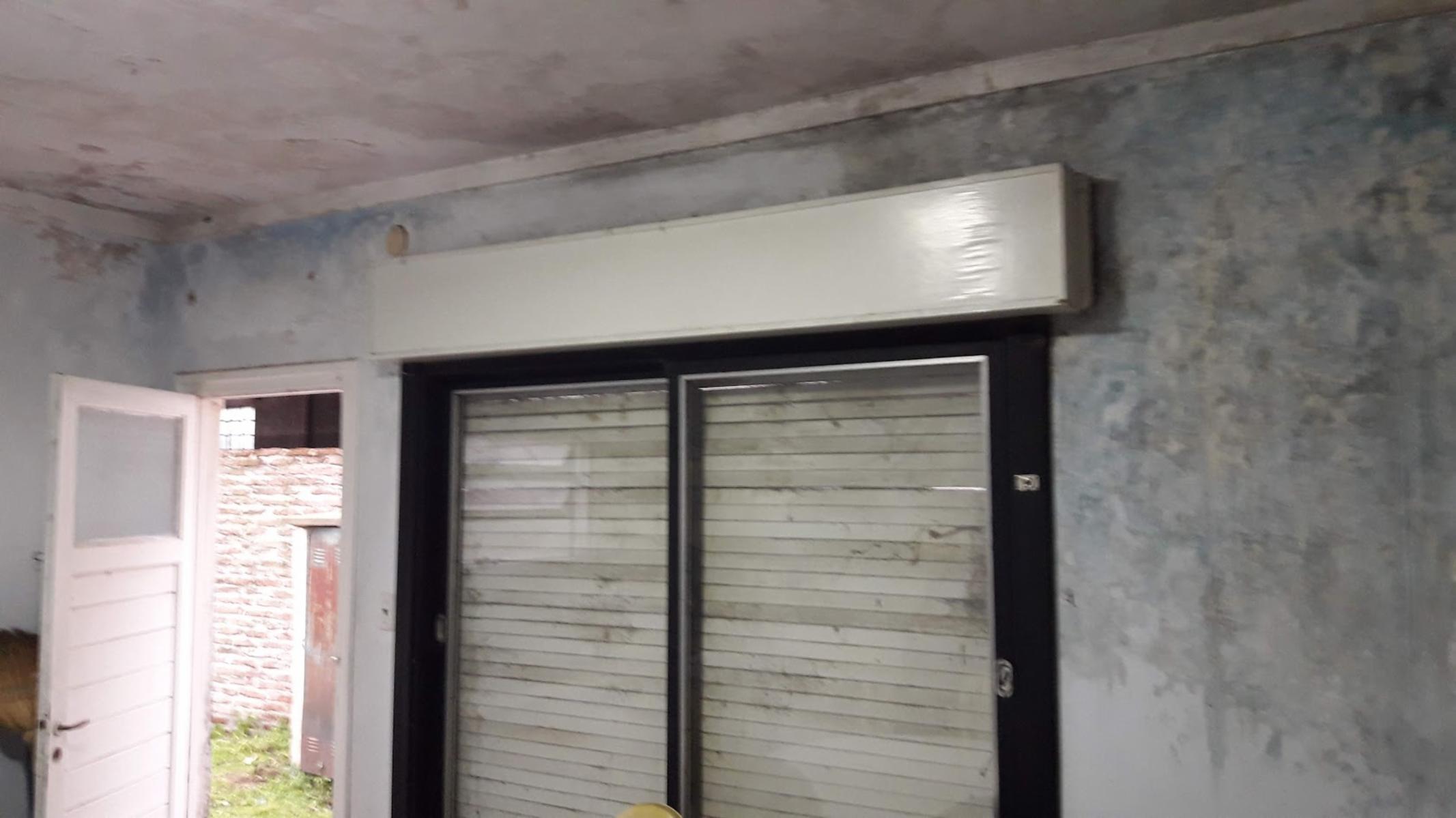 CASA CÉNTRICA EN VENTA EN CHACABUCO E/MAIPU E H. YRIGOYEN - 4