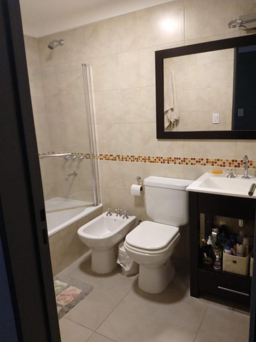 Excelente Se vende Semipiso todo al frente 2 unidades Juntas Monoambiente + 3 ambientes Super Divino — foto 8