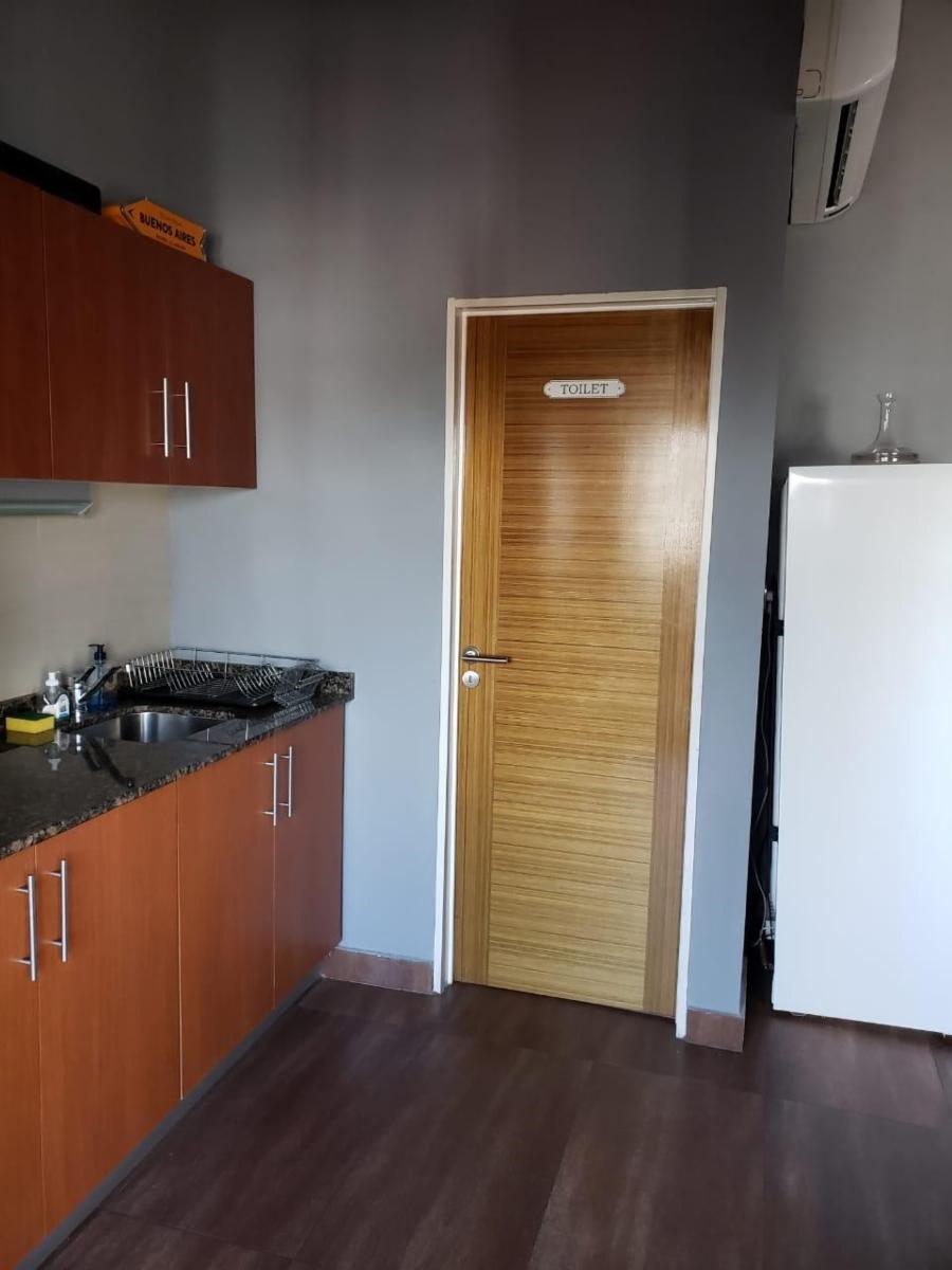Hermoso Departamento en Duplex 4 Ambientes con Cochera Caba — foto 2