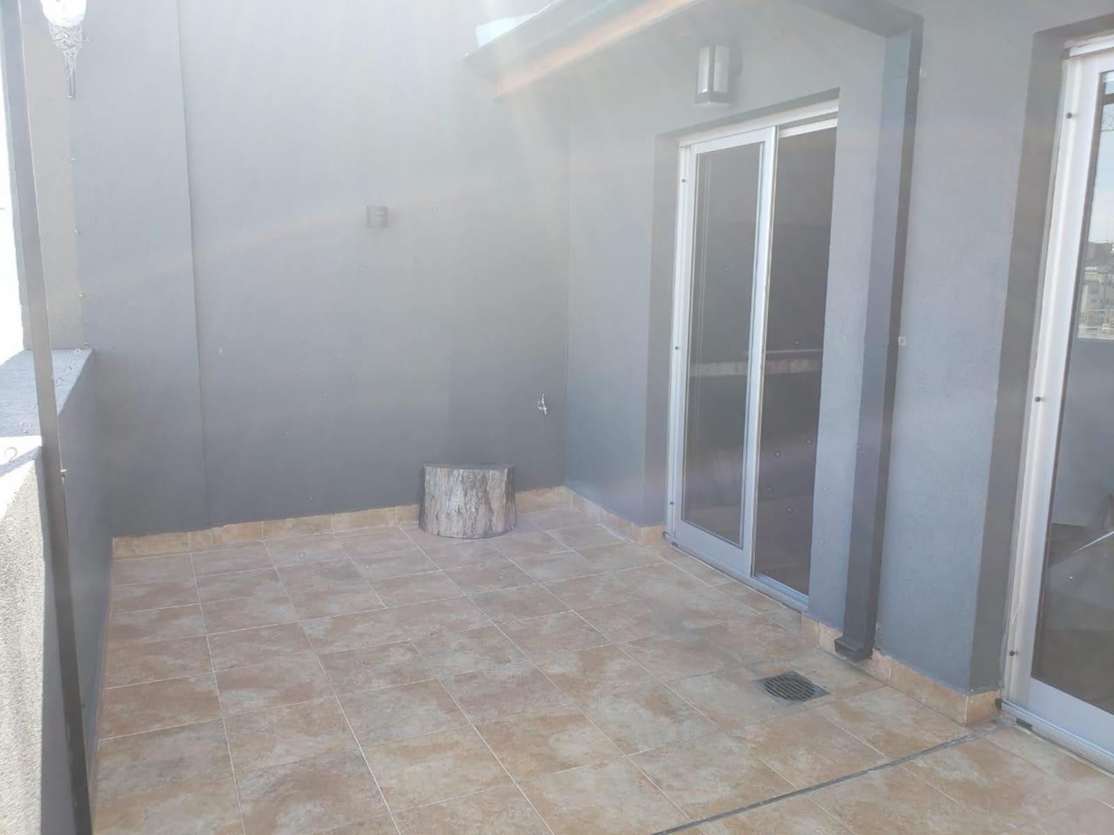 Hermoso Departamento en Duplex 4 Ambientes con Cochera Caba — foto 6