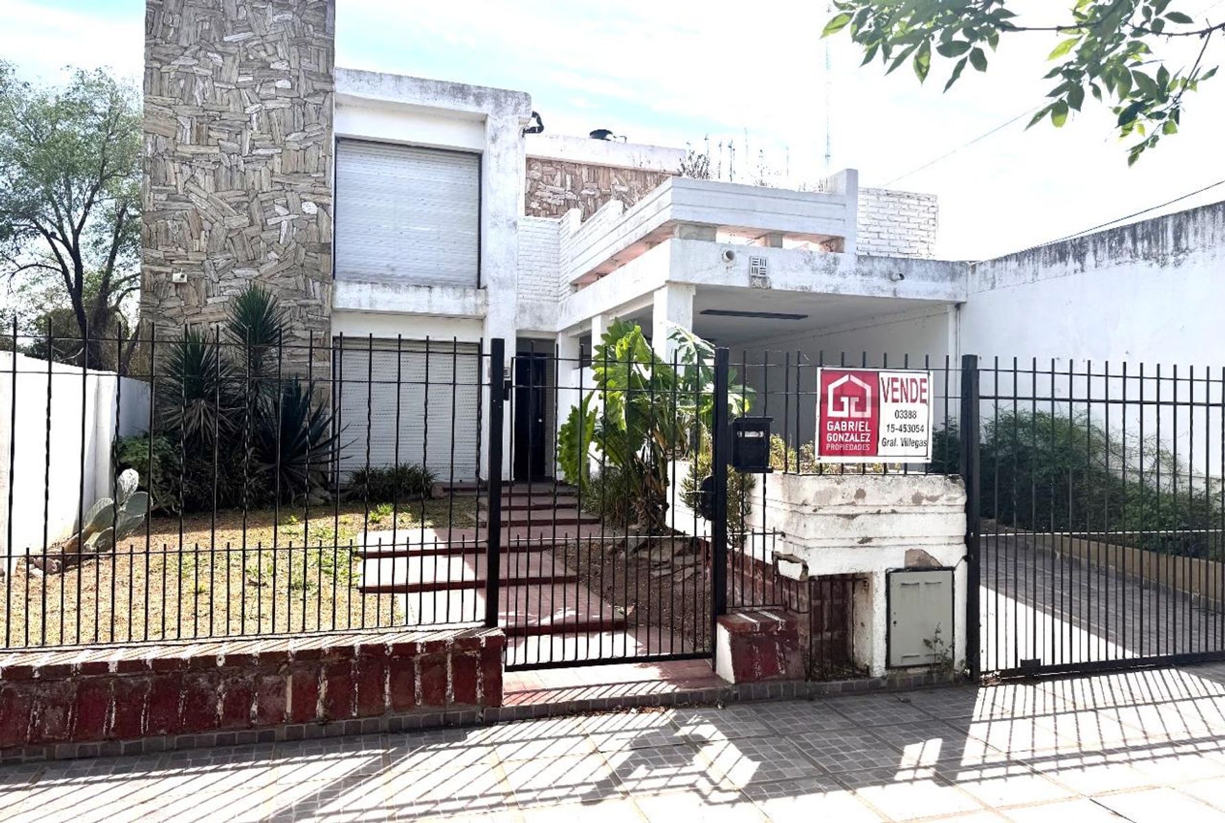 Casa de tres dormitorios. - 2