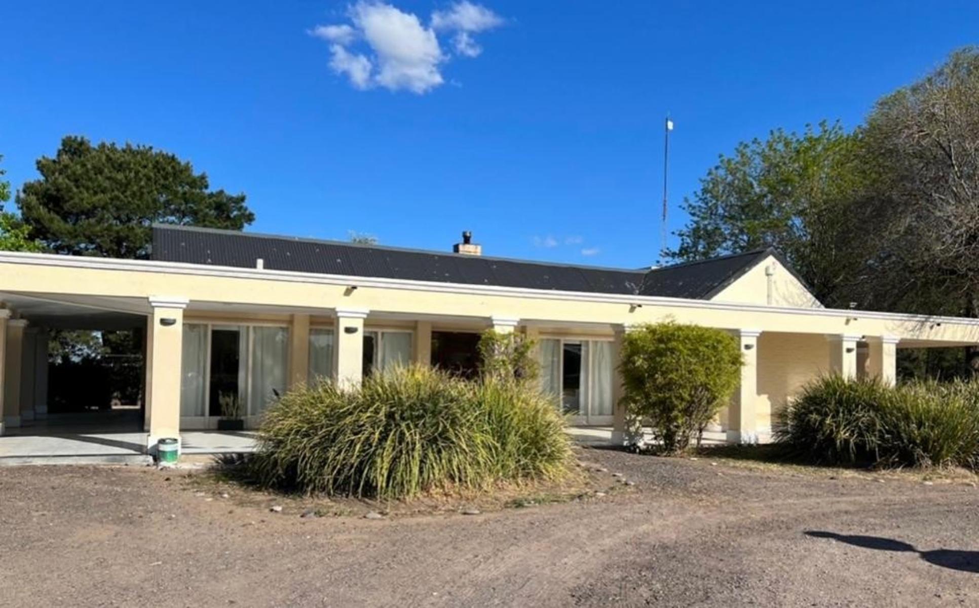Excelente casa quinta.