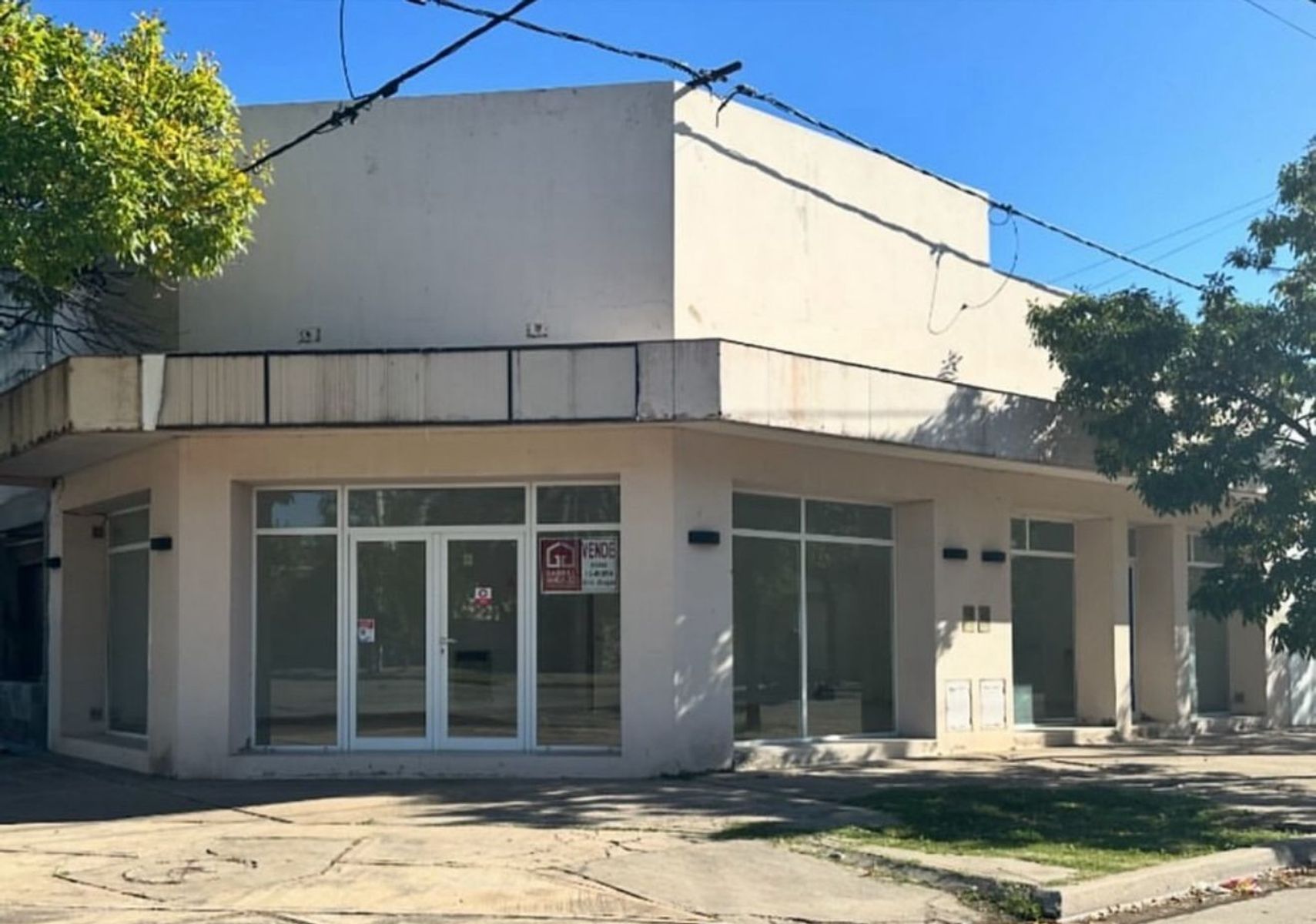 Local comercial. 80m2. - 2