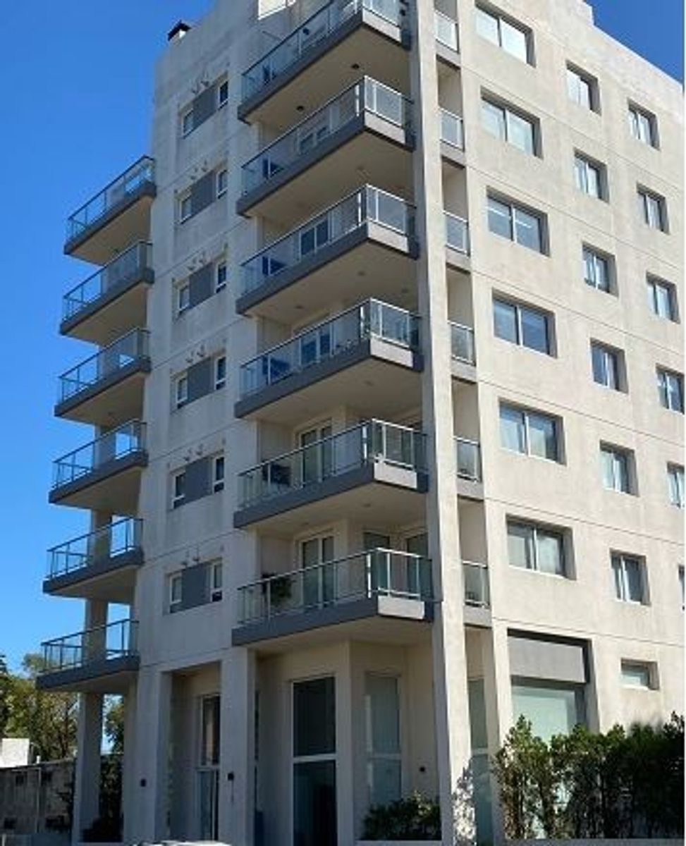 Departamento Pinamar. Complejo Estilo Pinamar I