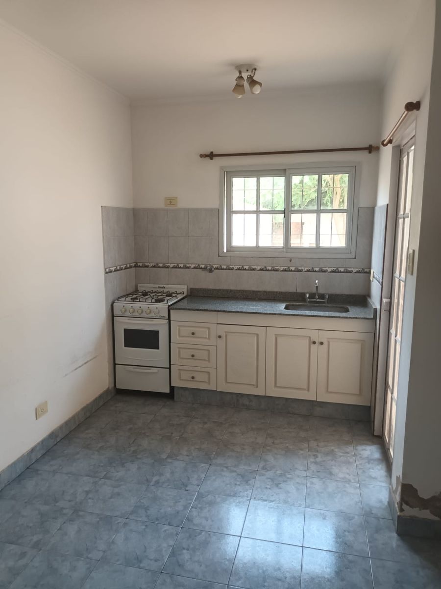 Casa de Dos dormitorios. Servicios — foto 3