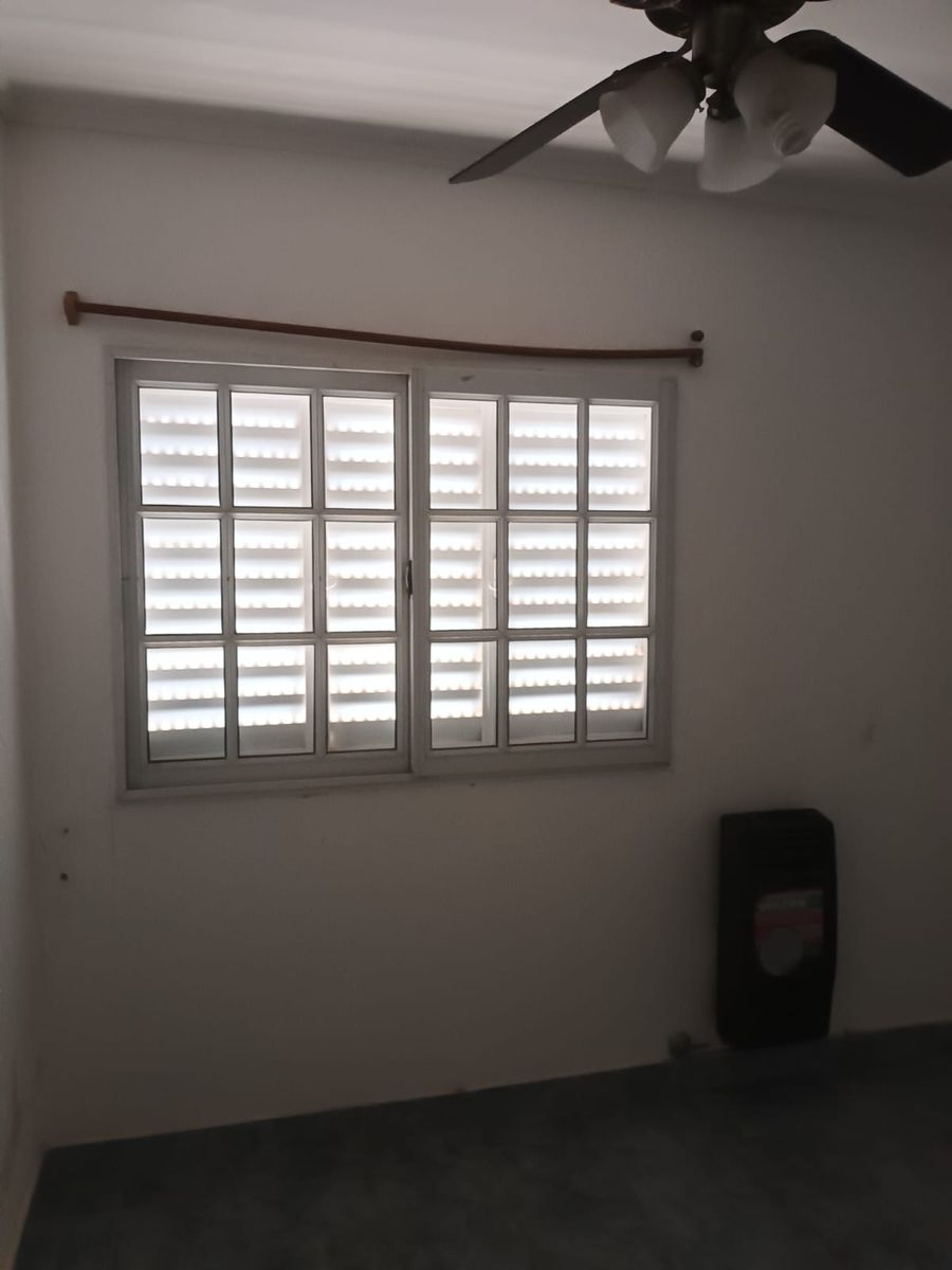 Casa de Dos dormitorios. Servicios — foto 6