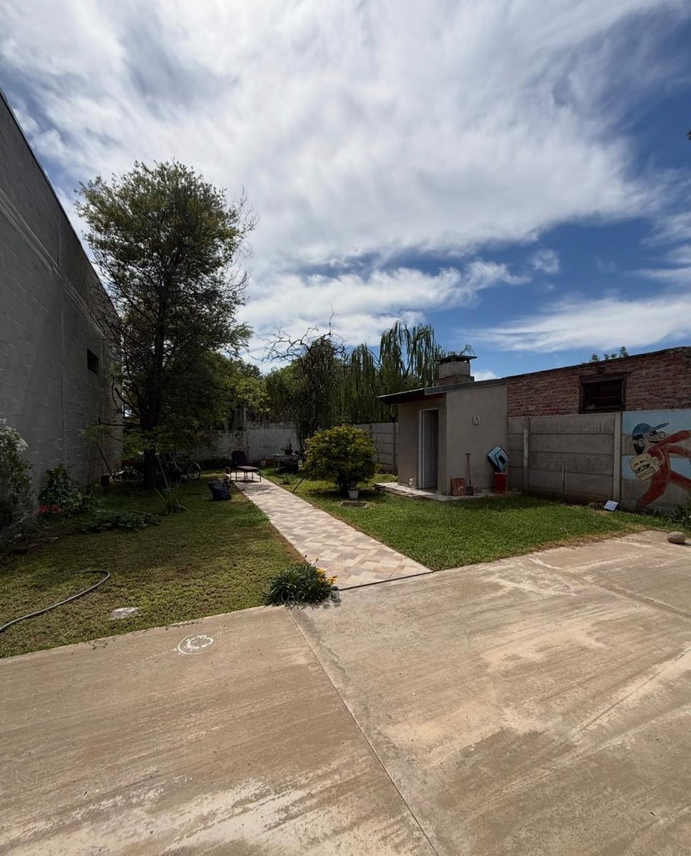 Casa de un dormitorio. Moderna construcción.
