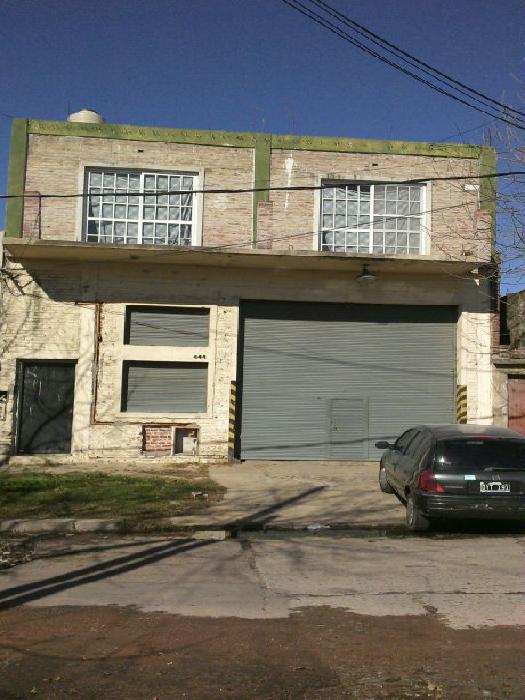 Galpón en Alquiler en Lanús, Buenos Aires - 2