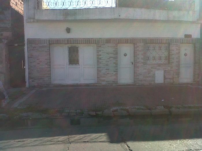 Local Comercial en Alquiler en Lanús Oeste, Lanús, Buenos Aires - 2