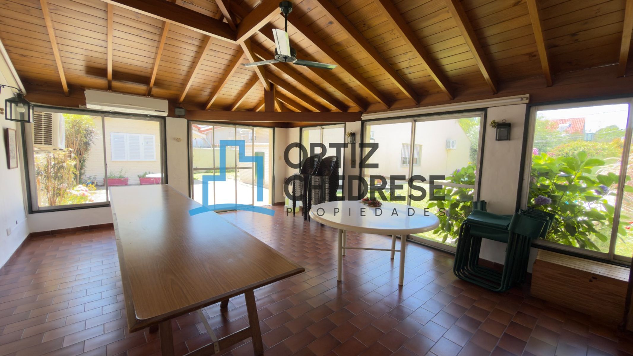Laprida 300 - Importante Chalet en venta con pileta y jardín - San Isidro — foto 10