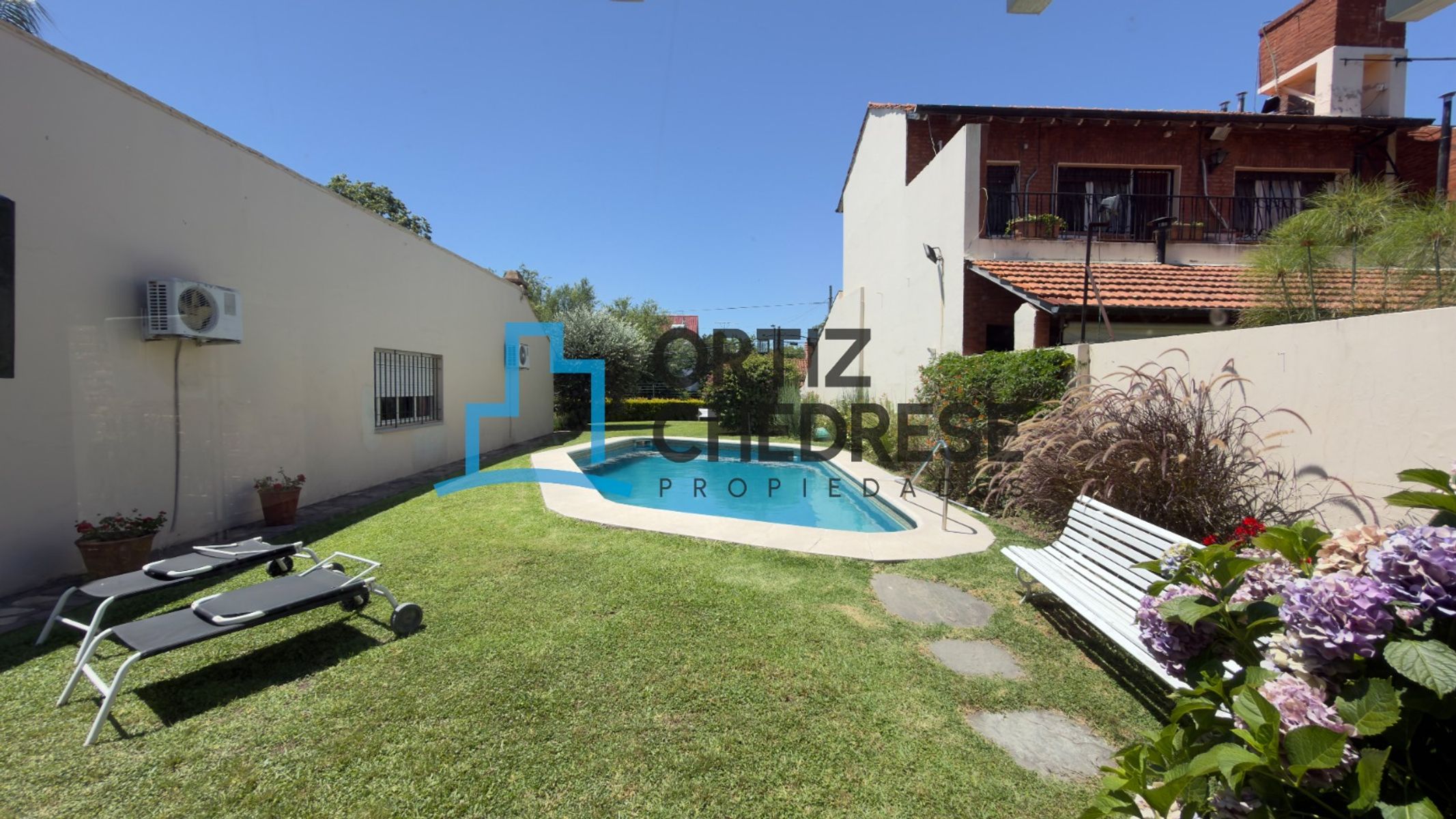 Laprida 300 - Importante Chalet en venta con pileta y jardín - San Isidro — foto 11