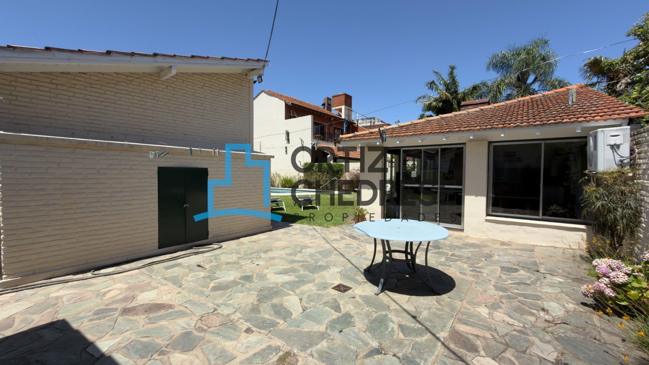 Laprida 300 - Importante Chalet en venta con pileta y jardín - San Isidro — foto 14