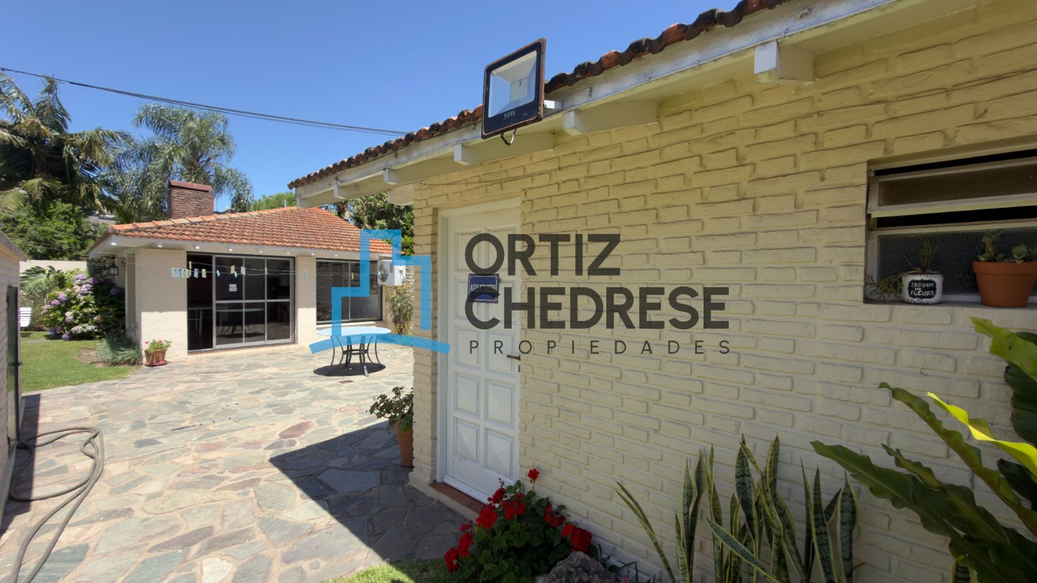 Laprida 300 - Importante Chalet en venta con pileta y jardín - San Isidro — foto 15