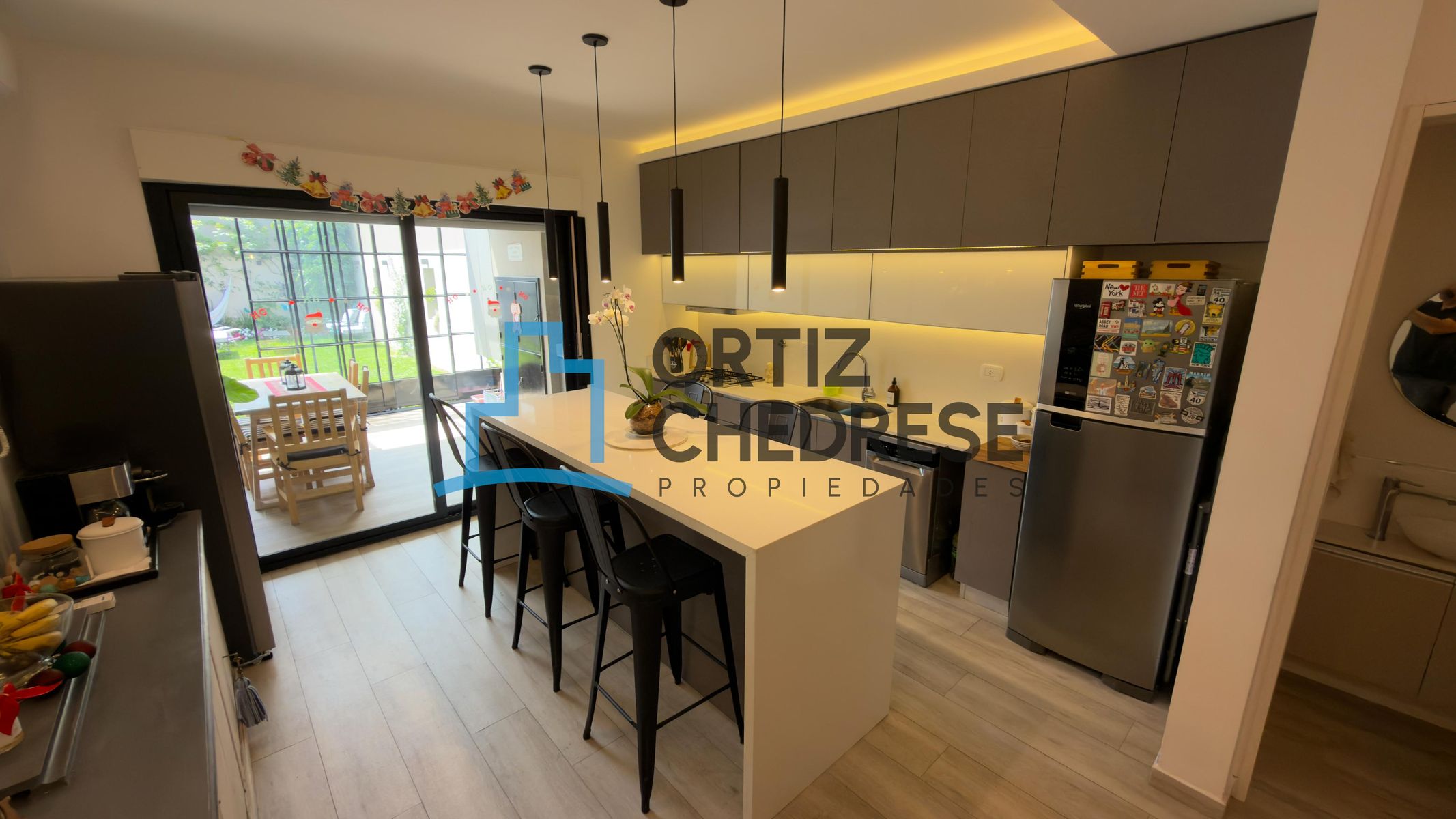 Capitan J. de Bermudez 1800 - Triplex de 6 Ambientes con jardín - Olivos — foto 4