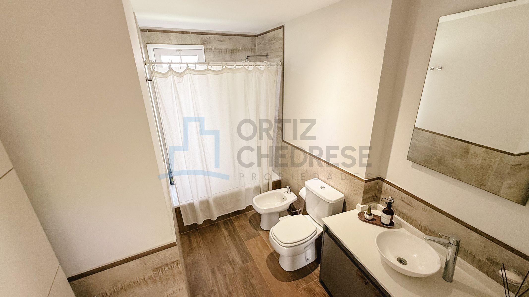 Barrio San Matías - Casa de 5 ambientes con pileta y gran jardín - Escobar — foto 10