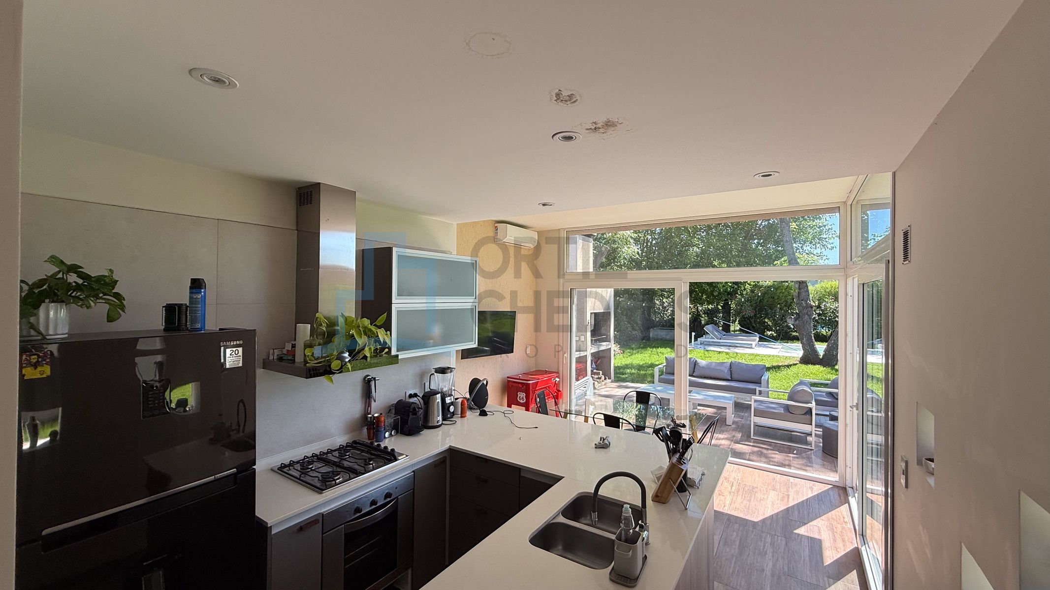 Barrio San Matías - Casa de 5 ambientes con pileta y gran jardín - Escobar — foto 11