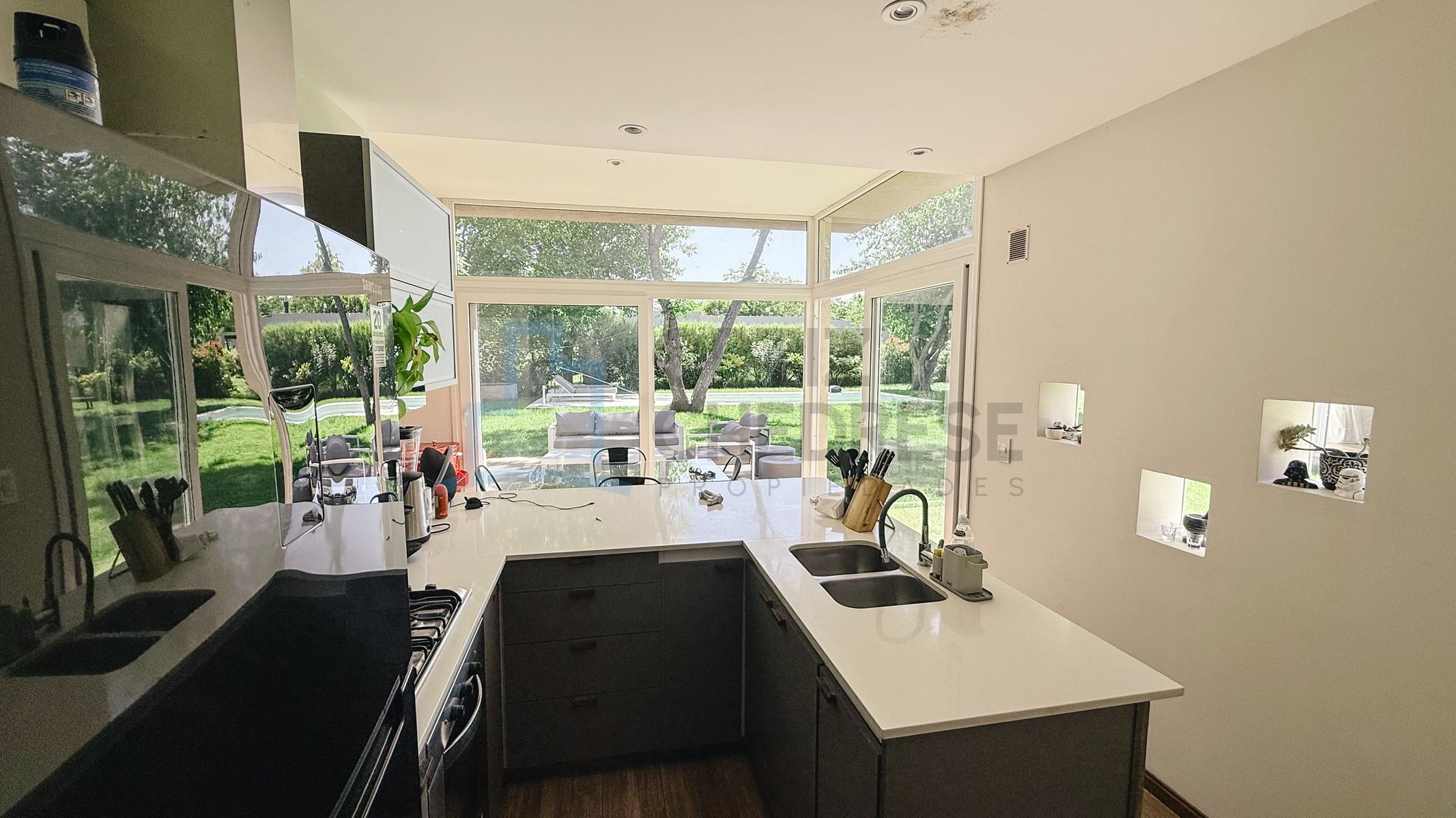 Barrio San Matías - Casa de 5 ambientes con pileta y gran jardín - Escobar — foto 13