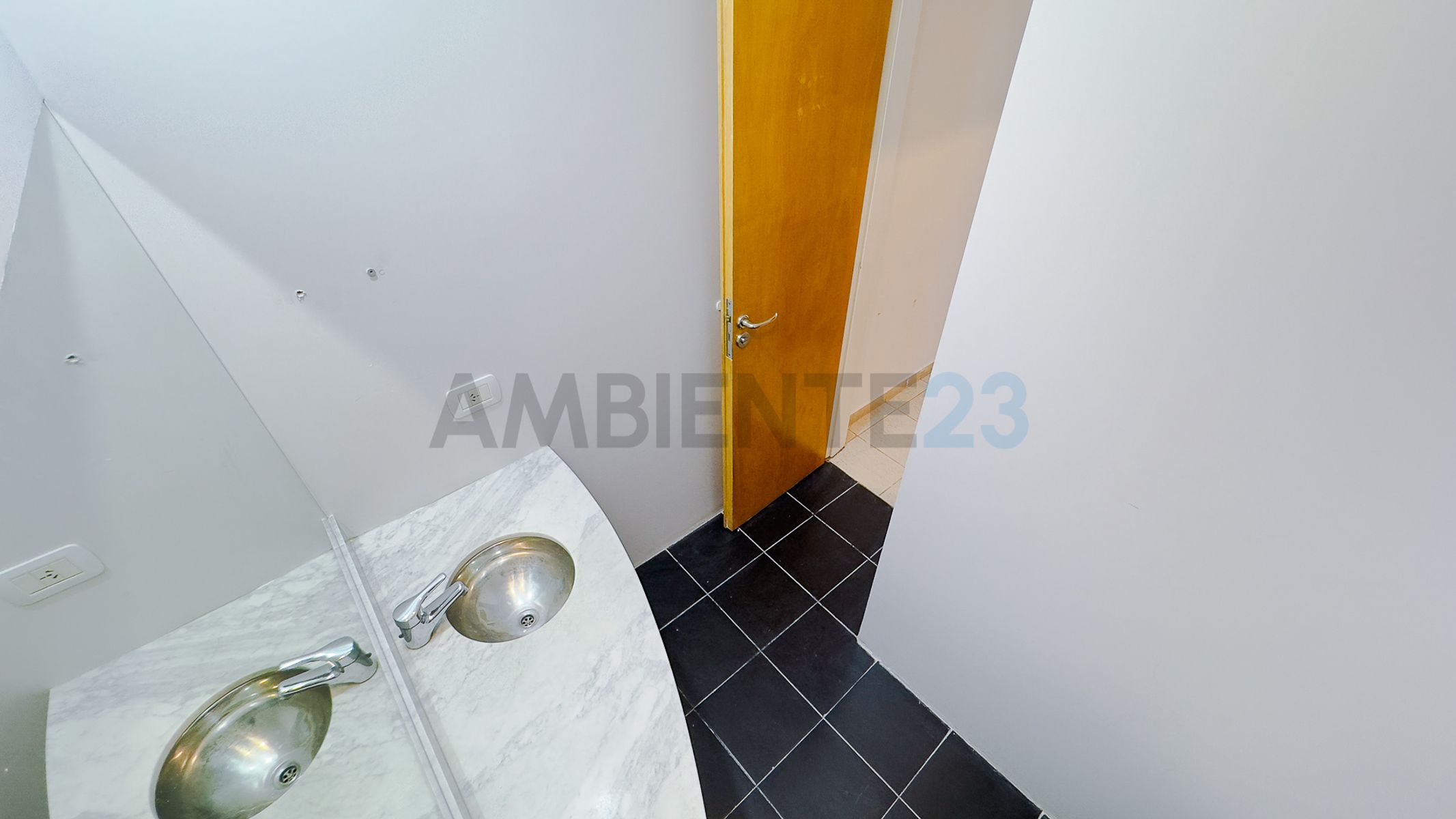 Piso de oficinas en alquiler en Palermo - 140m2 + 2 cocheras - 10