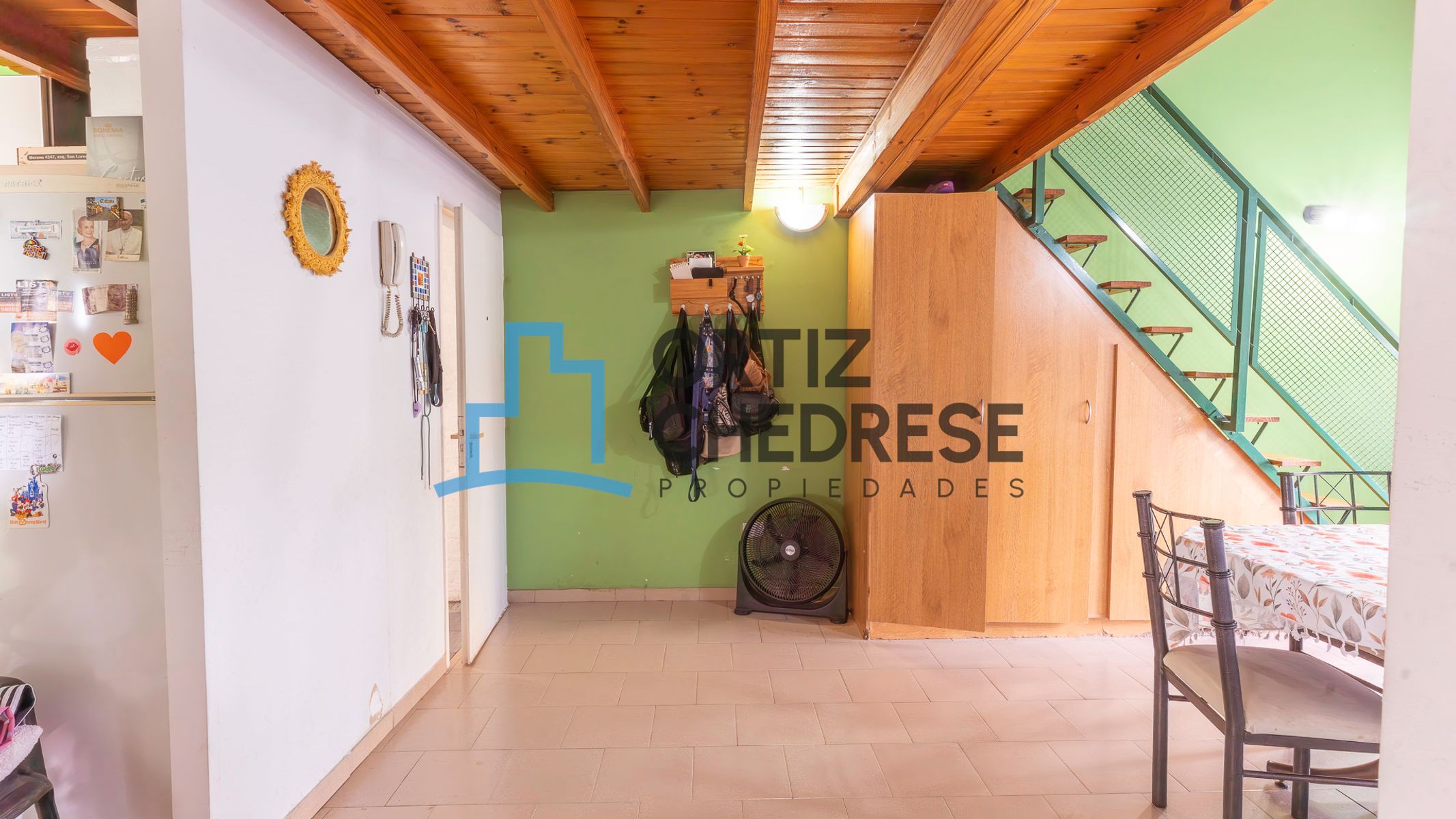 R. de Escalada 7000 - Departamento de 4 ambientes Amplio 2do piso por escalera - Martin Coronado - 5