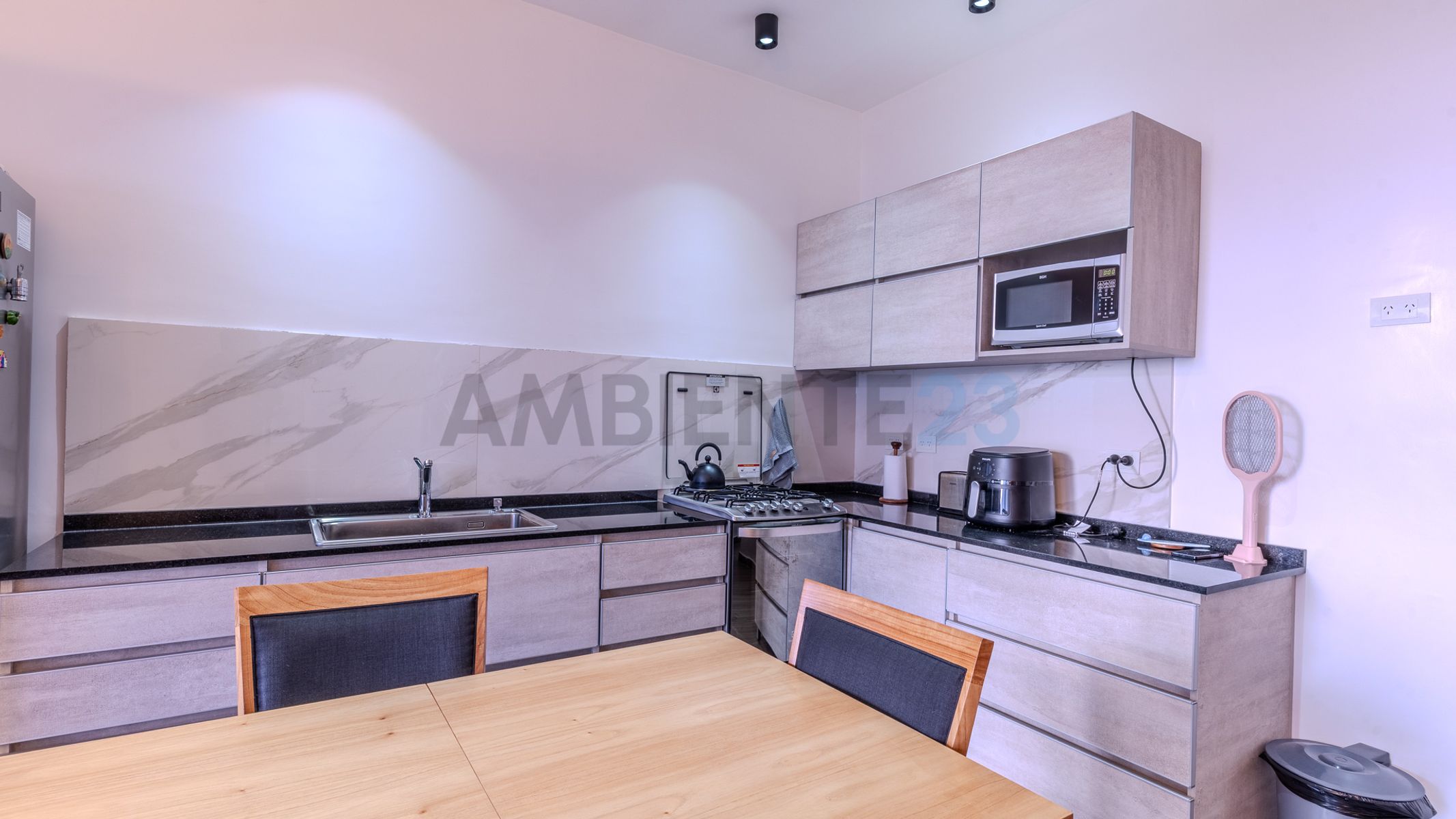 Maza 1400 - Amplio PH tipo casa de 3 ambientes con jardín y pileta - Boedo - 6