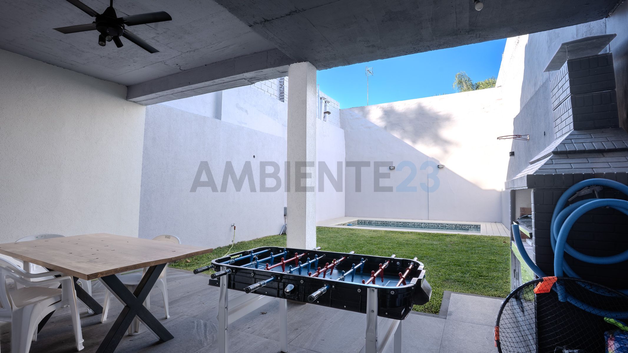 Maza 1400 - Amplio PH tipo casa de 3 ambientes con jardín y pileta - Boedo - 22
