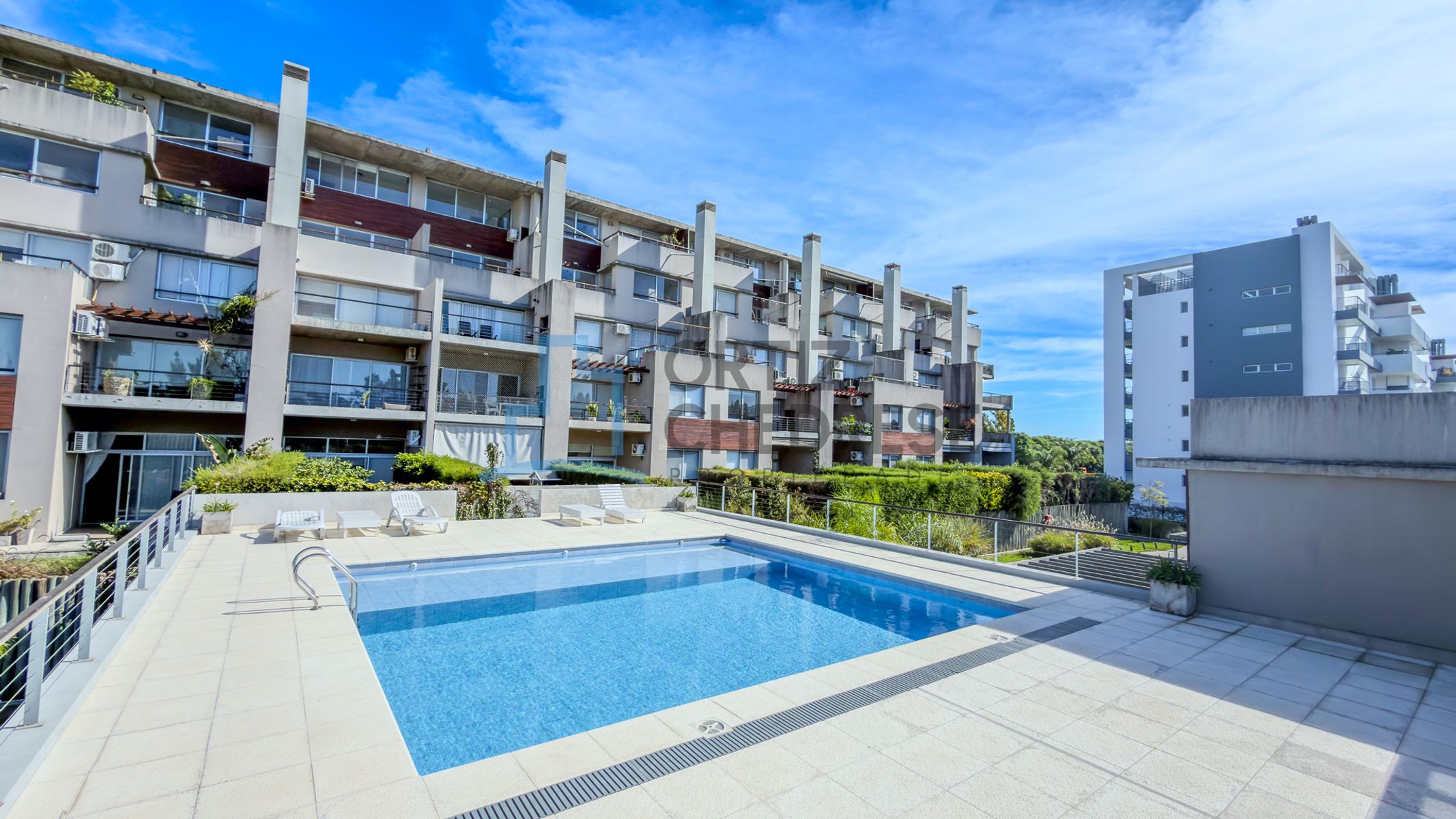 Barrio El Palmar - Departamento Penthouse de 4 ambientes con pileta y cochera - Nordelta - 35