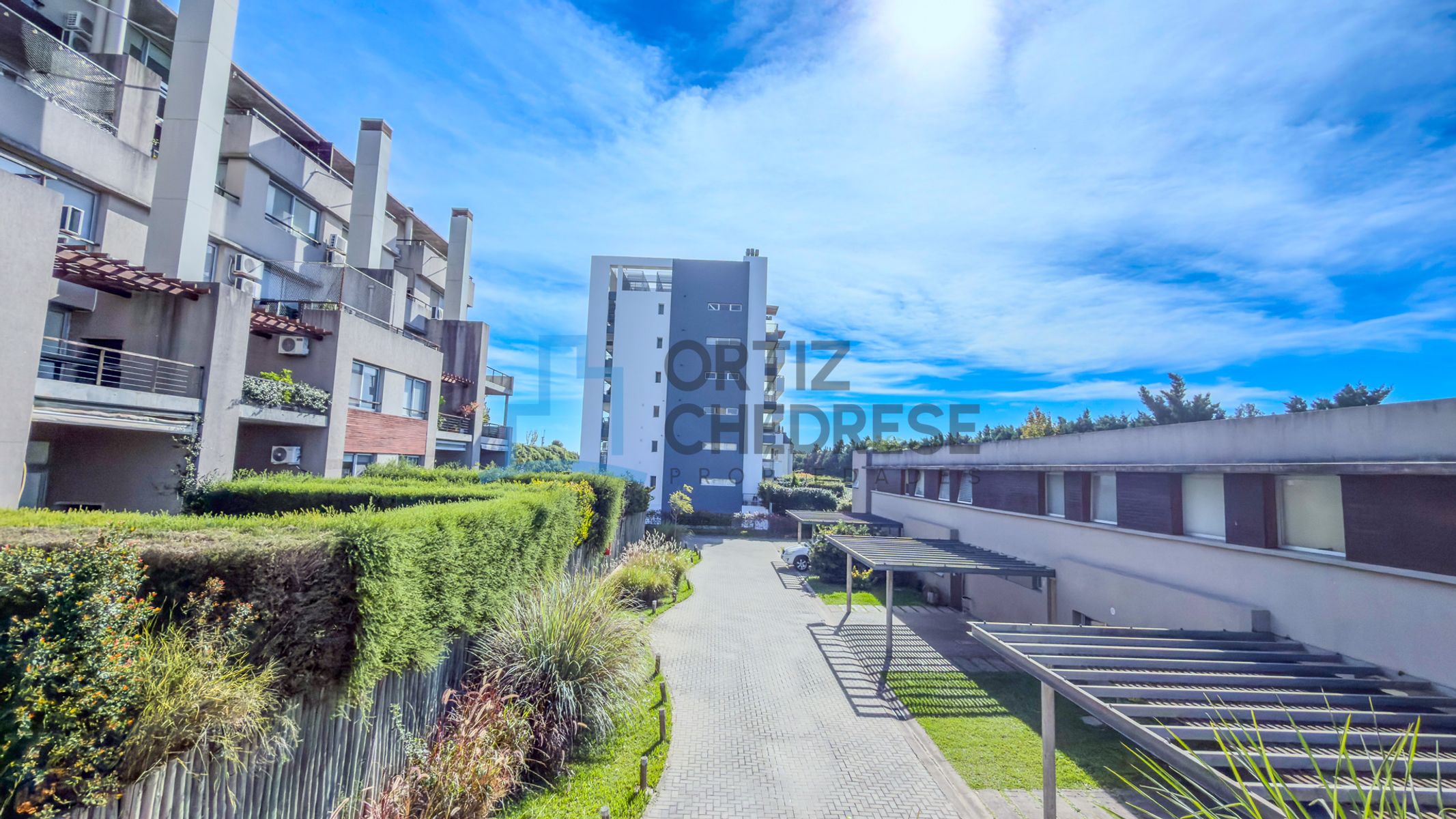 Barrio El Palmar - Departamento Penthouse de 4 ambientes con pileta y cochera - Nordelta - 36