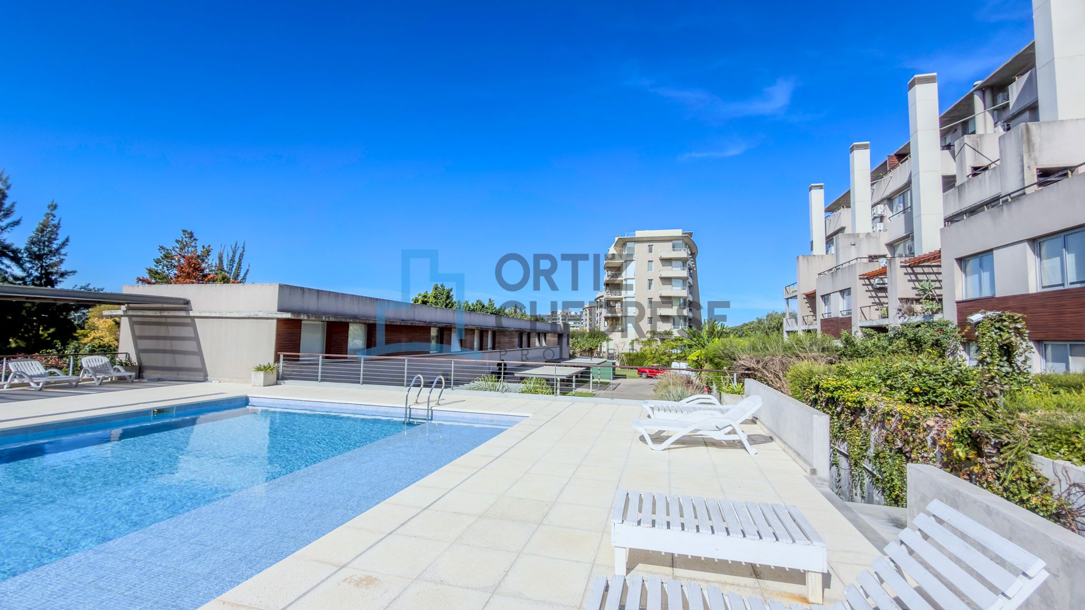 Barrio El Palmar - Departamento Penthouse de 4 ambientes con pileta y cochera - Nordelta - 38