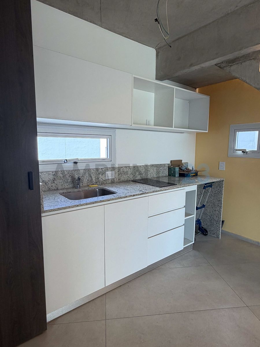 Departamento monoambiente con balcon y terraza en alquiler - Colegiales - 7