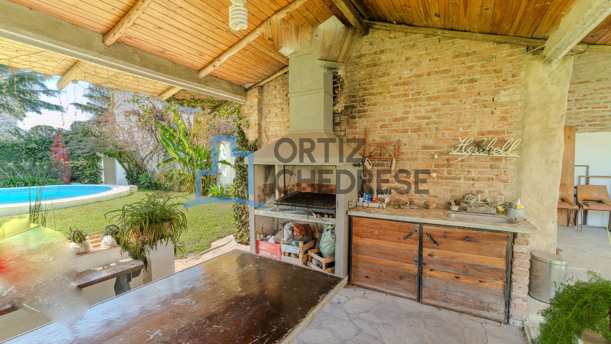 Comodoro Rivadavia 100 - Casa de 5 ambientes doble lote con pileta - Los Polvorines — foto 10