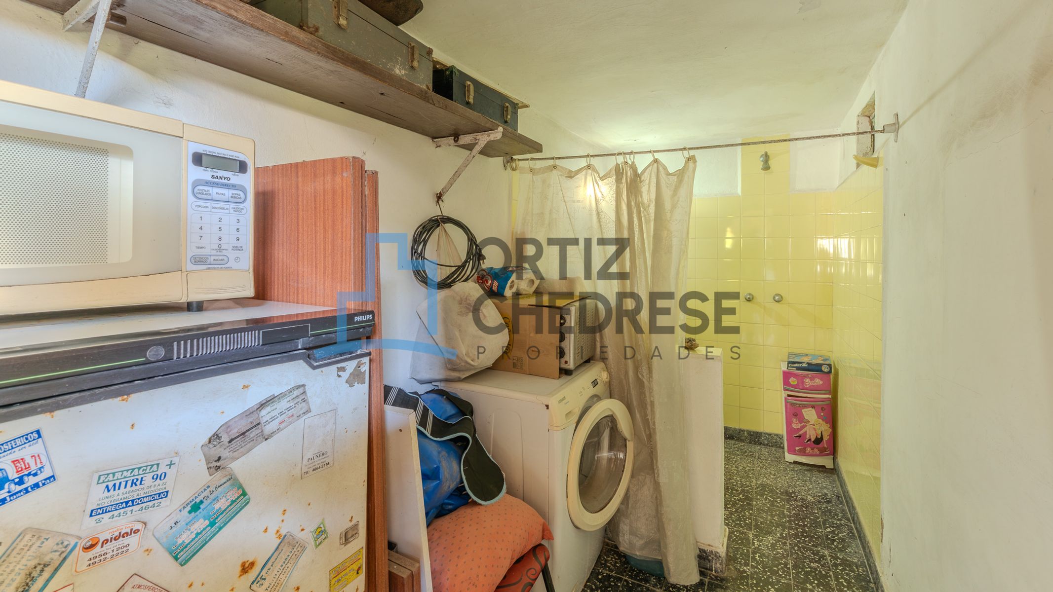 Comodoro Rivadavia 100 - Casa de 5 ambientes doble lote con pileta - Los Polvorines - 18