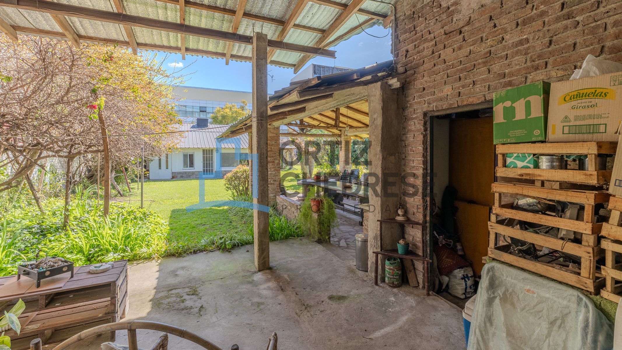 Comodoro Rivadavia 100 - Casa de 5 ambientes doble lote con pileta - Los Polvorines - 19